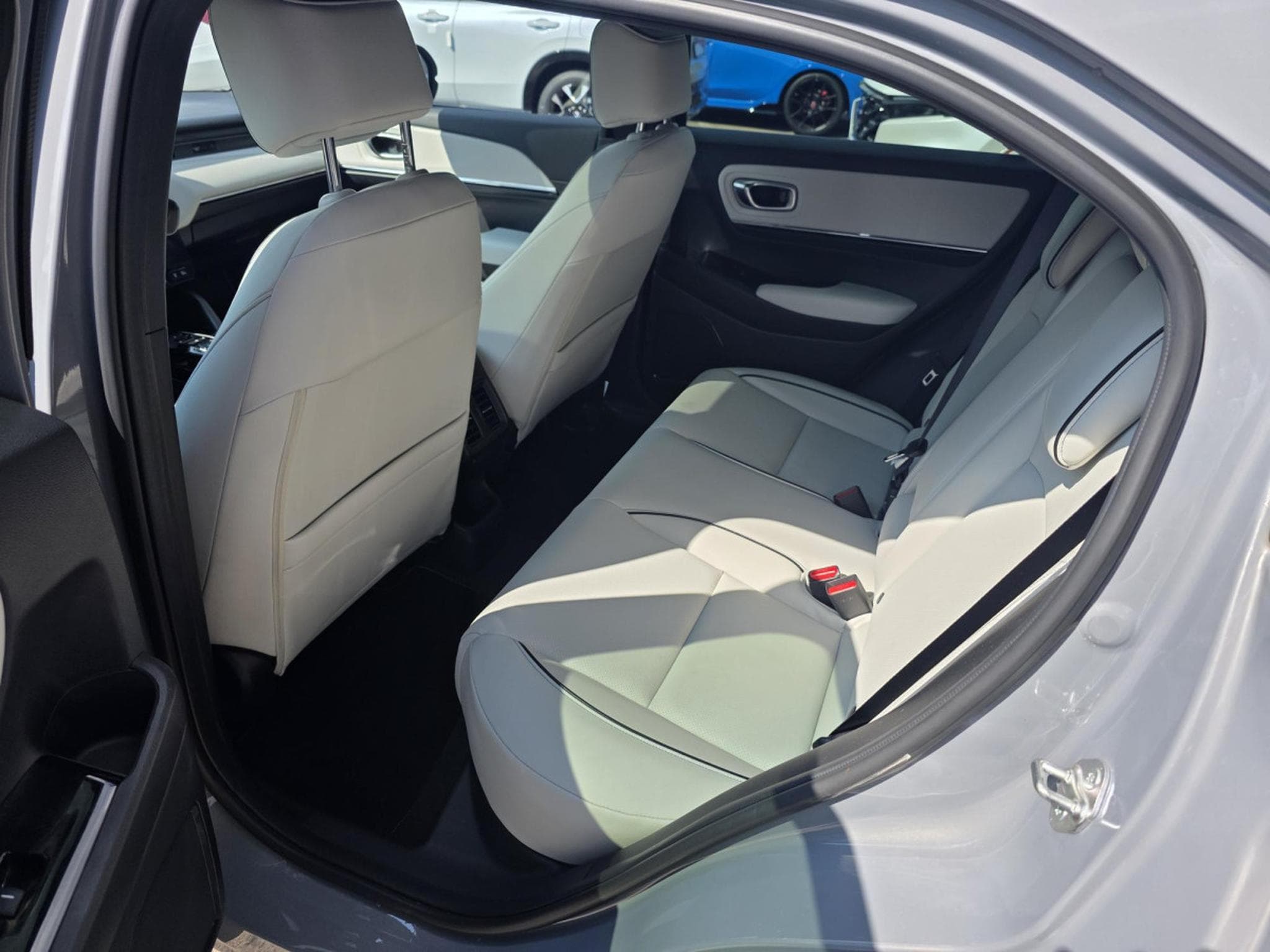 Honda e:Ny1 ADVANCE (2024) - Photo 5