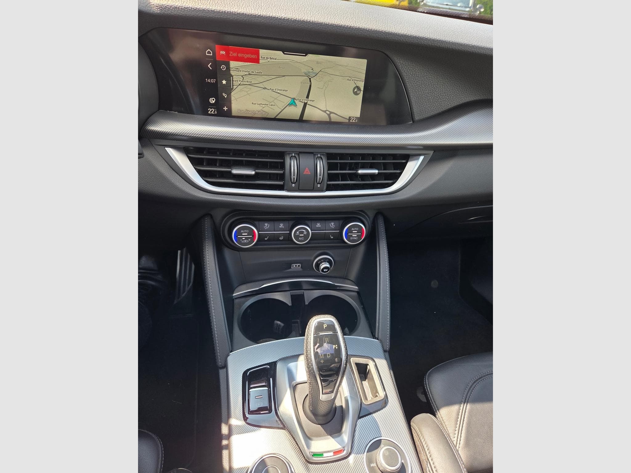 Alfa-Romeo Stelvio SPRINT 2.2 DIESEL 160 CV (2021) - Photo 8