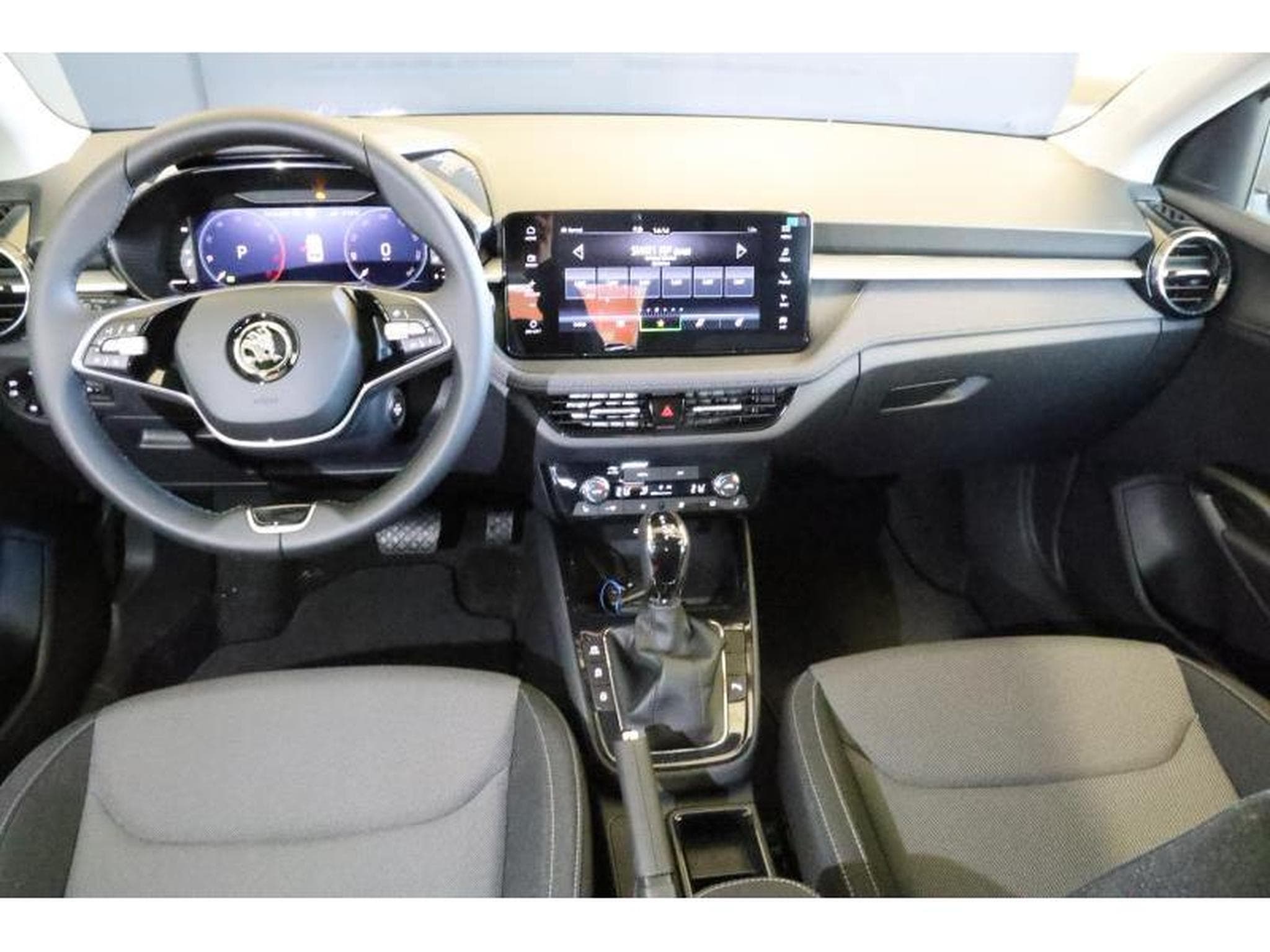 Skoda Fabia Selection (2024) - Photo 2