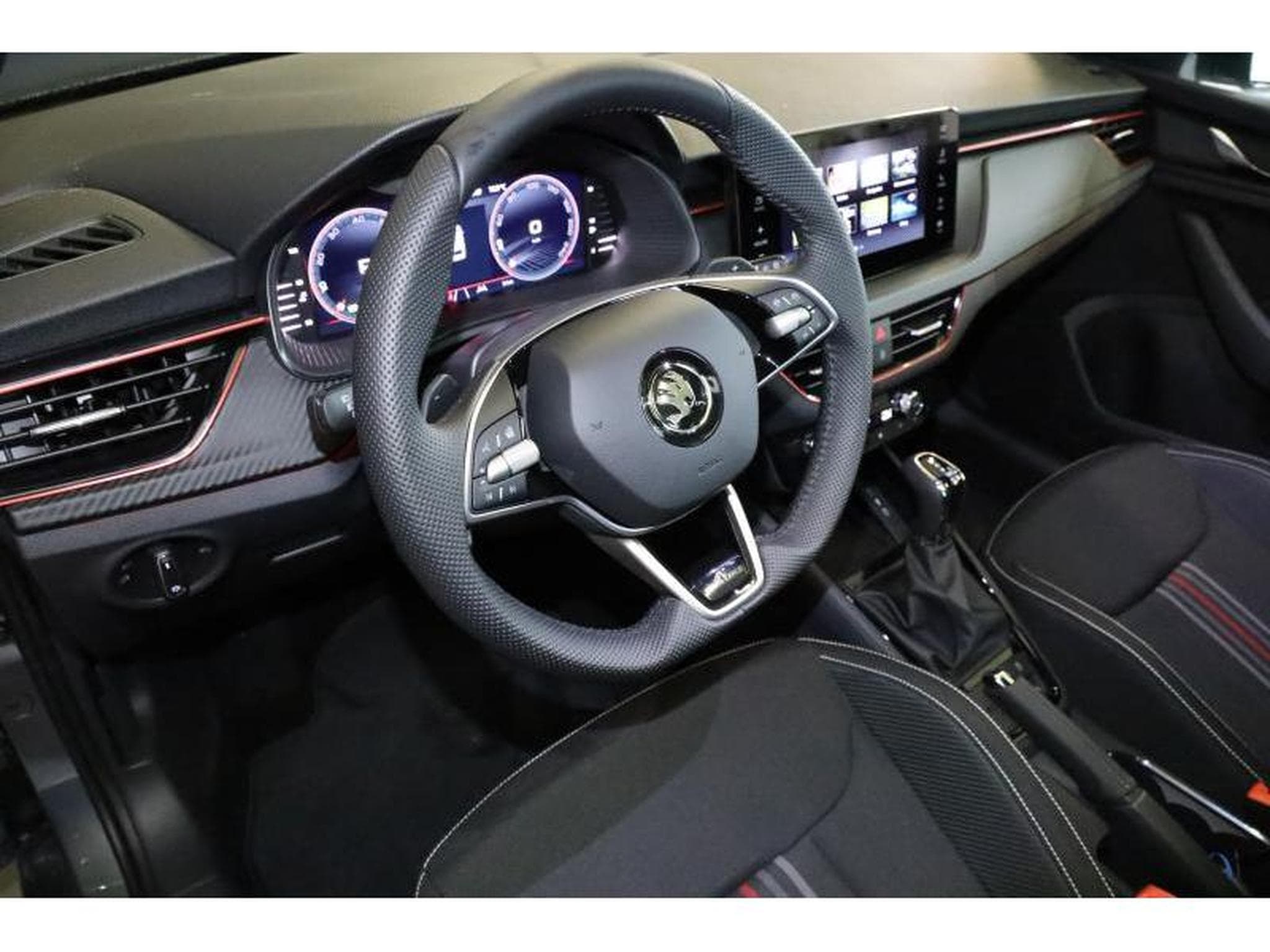 Skoda Kamiq Monte Carlo (2024) - Photo 11