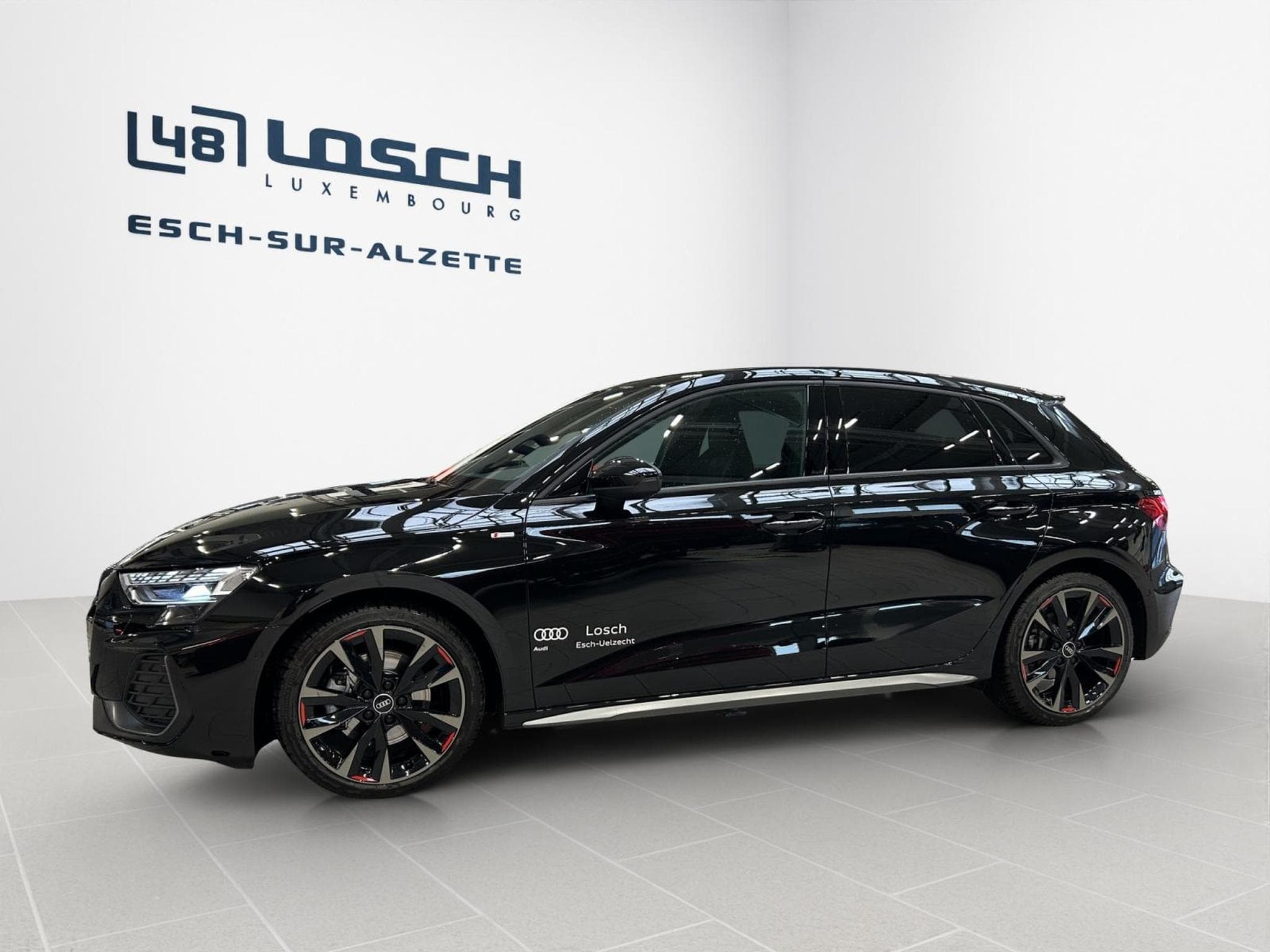 Audi A3 S line (2025) - Photo 4