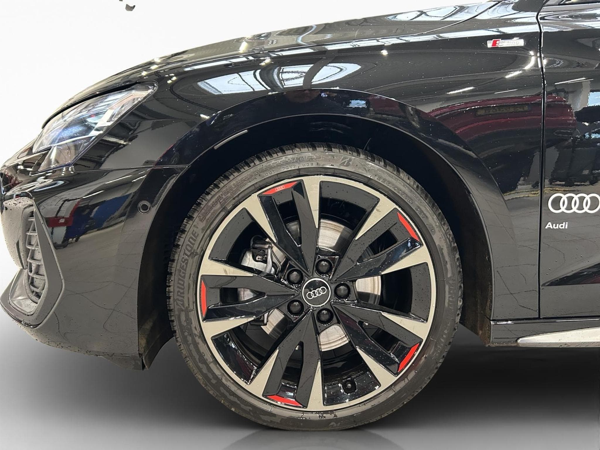 Audi A3 S line (2025) - Photo 8