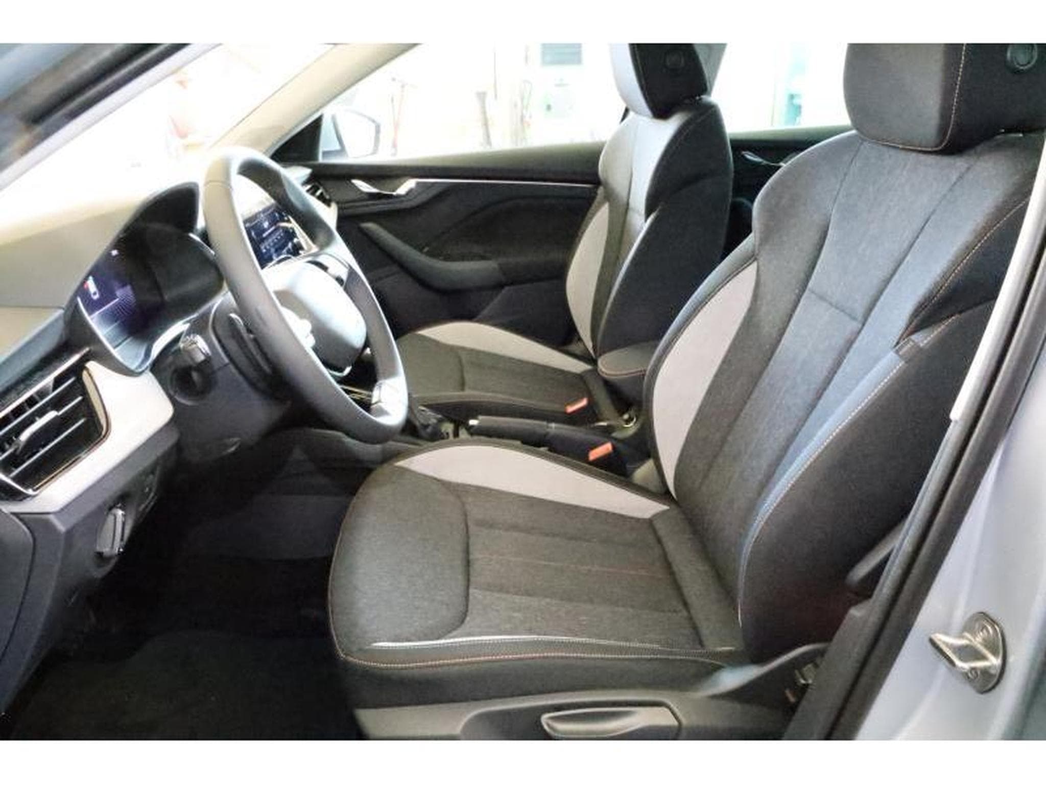 Skoda Scala Selection (2025) - Photo 9
