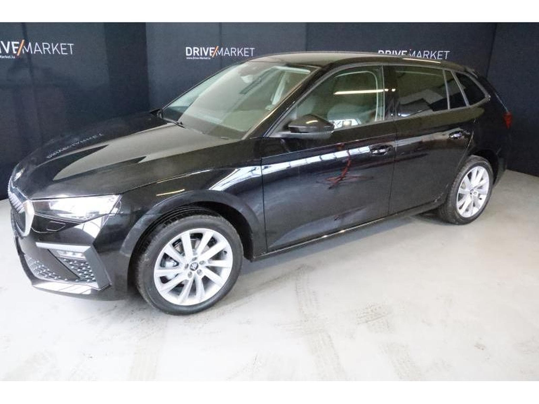 Skoda Scala Selection (2025) - Photo 14