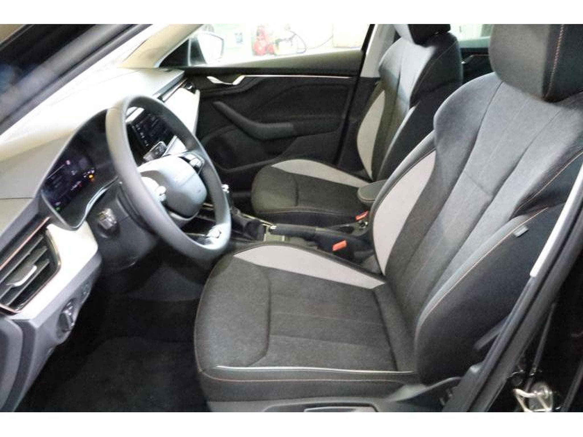 Skoda Scala Selection (2025) - Photo 4