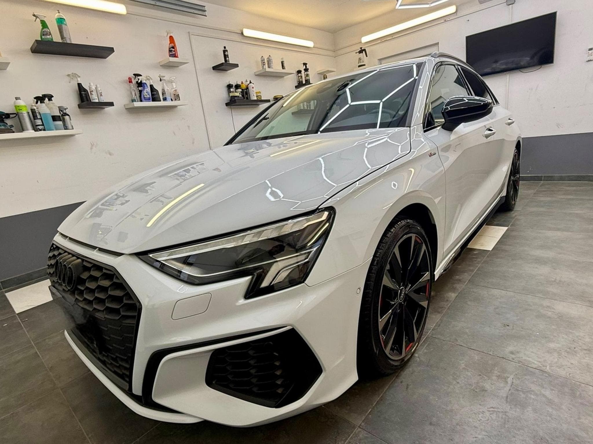 Audi A3 S-Line (2023) - Photo 1