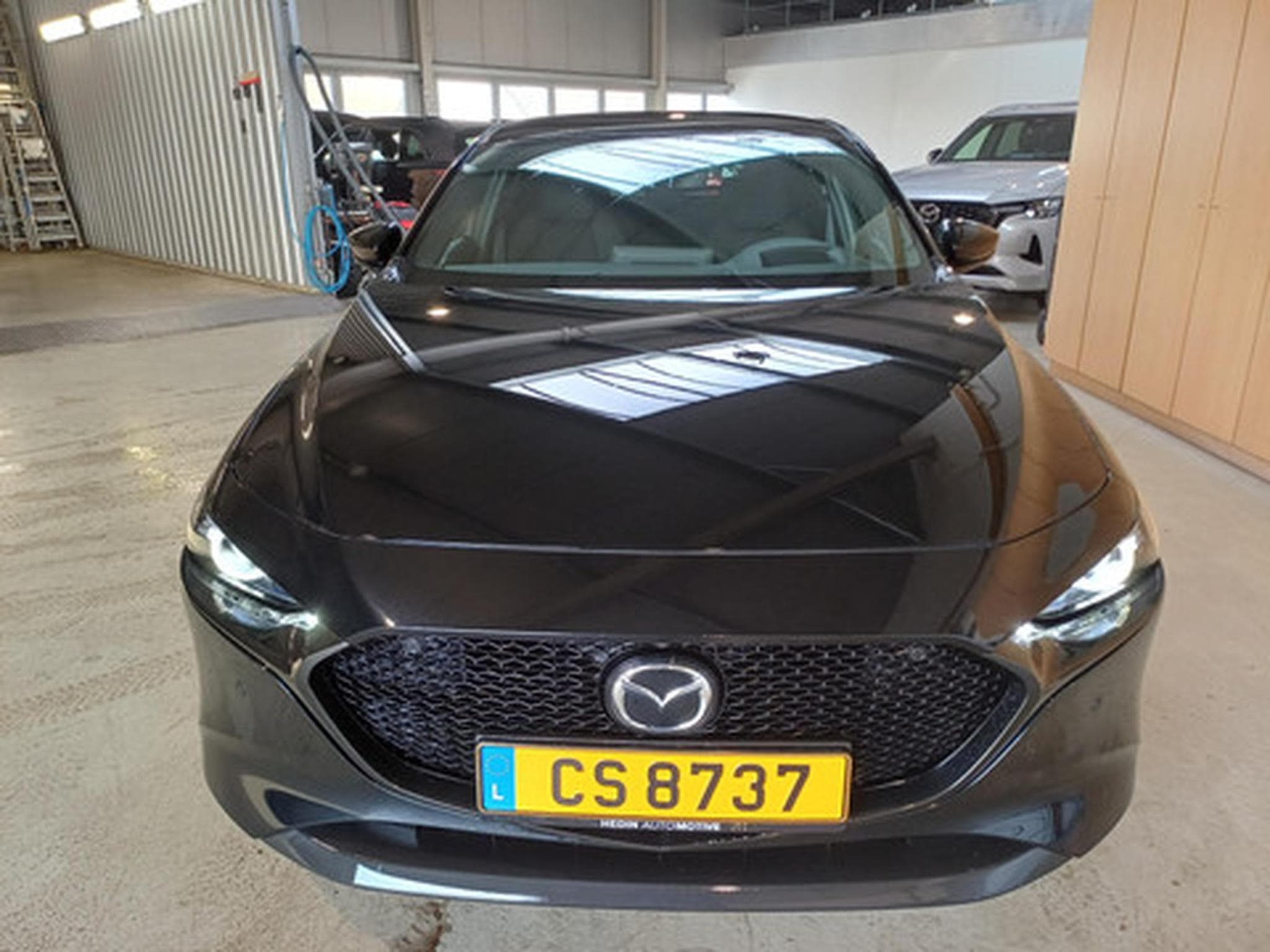 Mazda #3 Exclusive-line (2025) - Photo 3