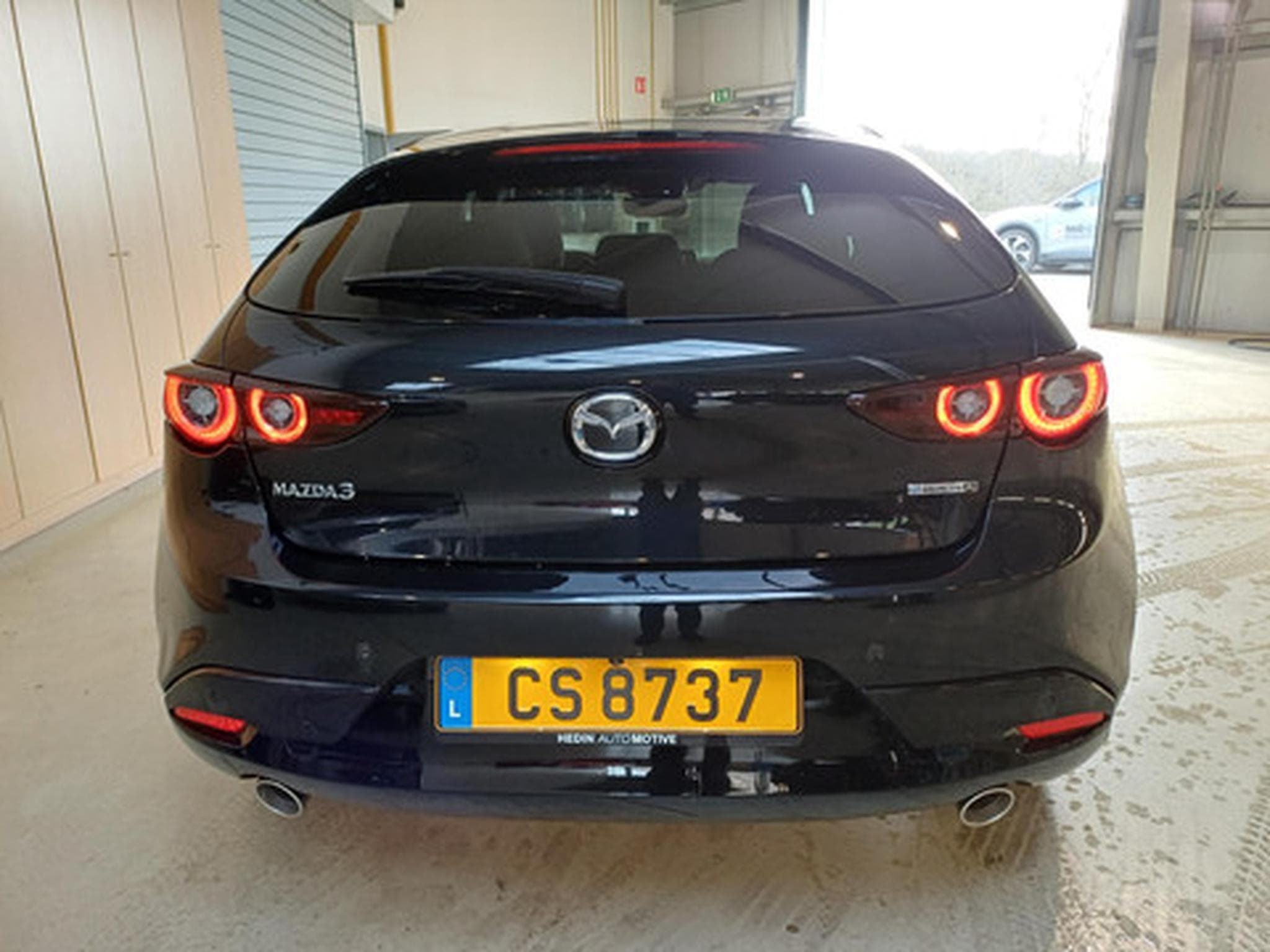 Mazda #3 Exclusive-line (2025) - Photo 4
