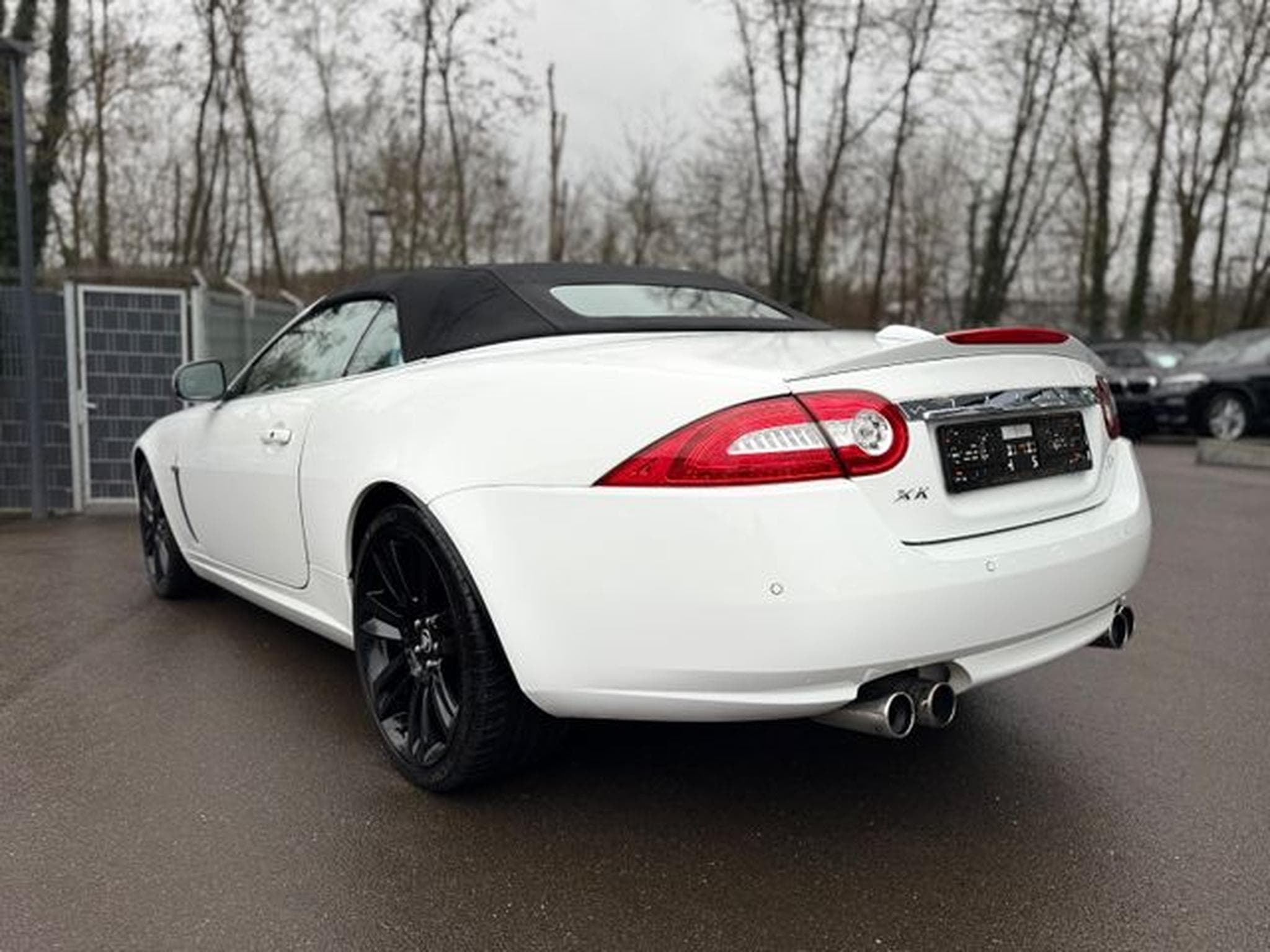 Jaguar XKR XKR CABRIO 5.0 V8 KOMPRESSOR *B&amp;W*LEDER*NAVI* (2010) - Photo 13