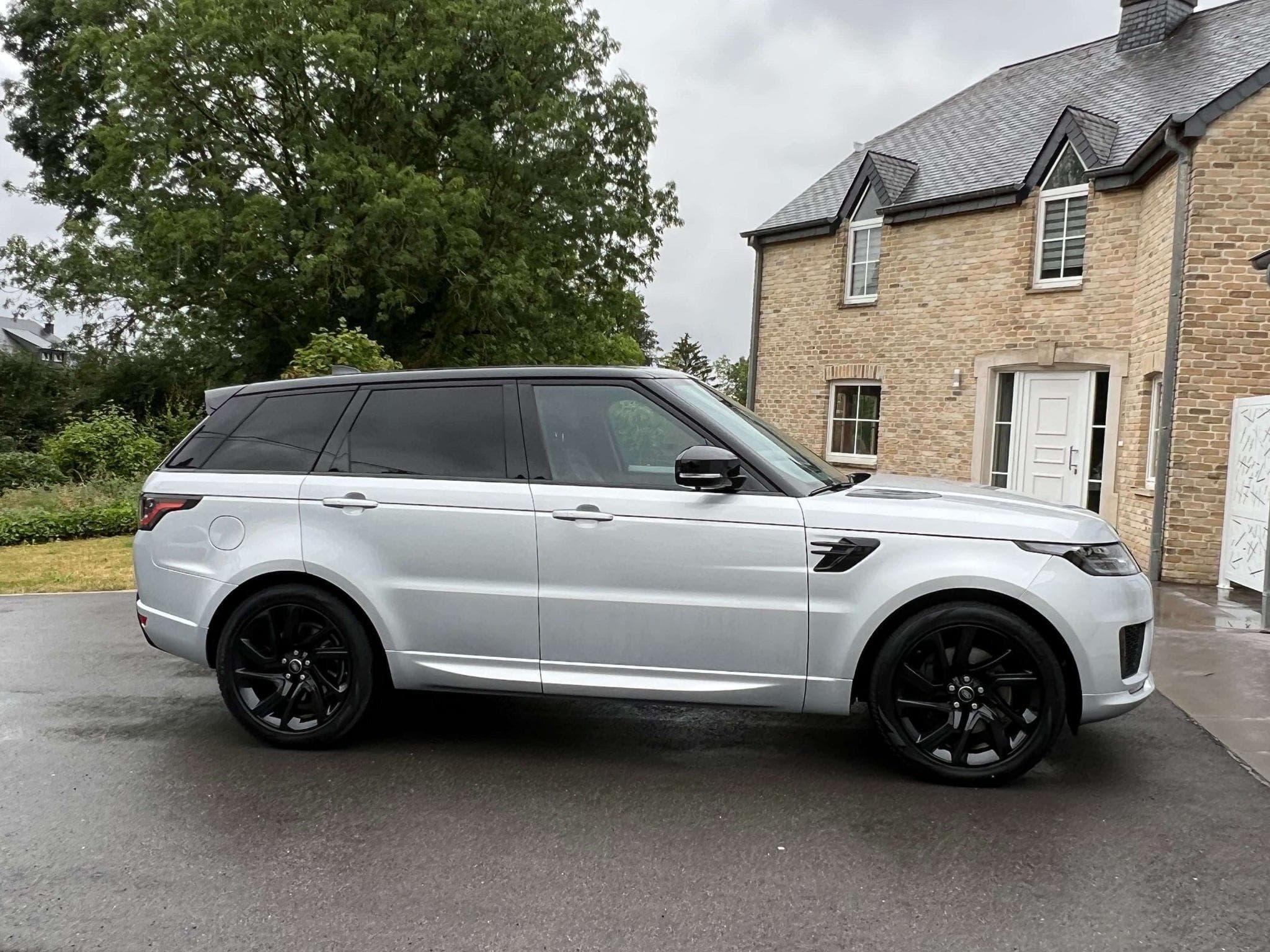 Land-Rover Range Rover Sport 3.0 TD6 D300 HSE Dynamic Etat Neuf (2021) - Photo 5