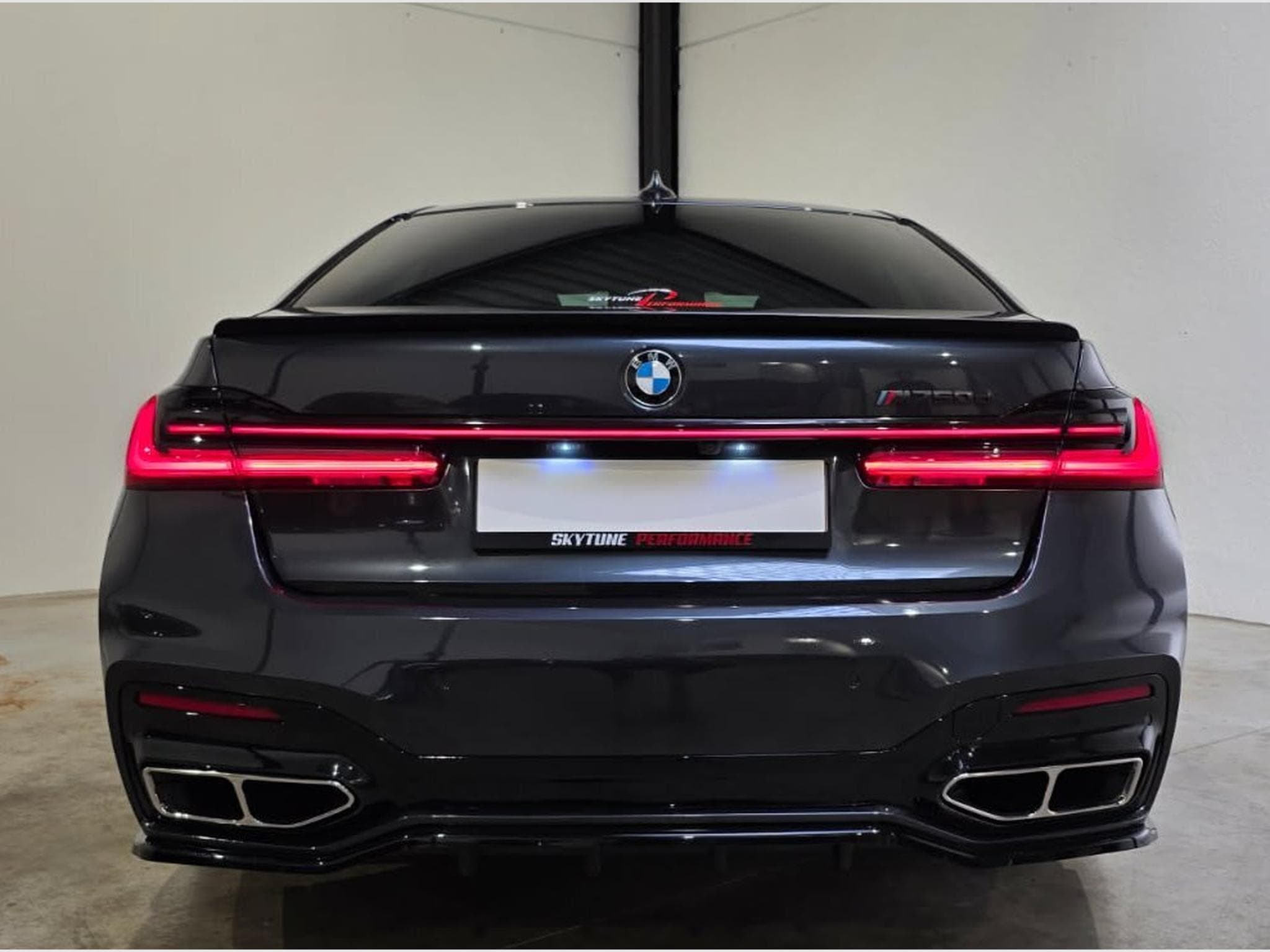 BMW 750 M750d (2017) - Photo 7