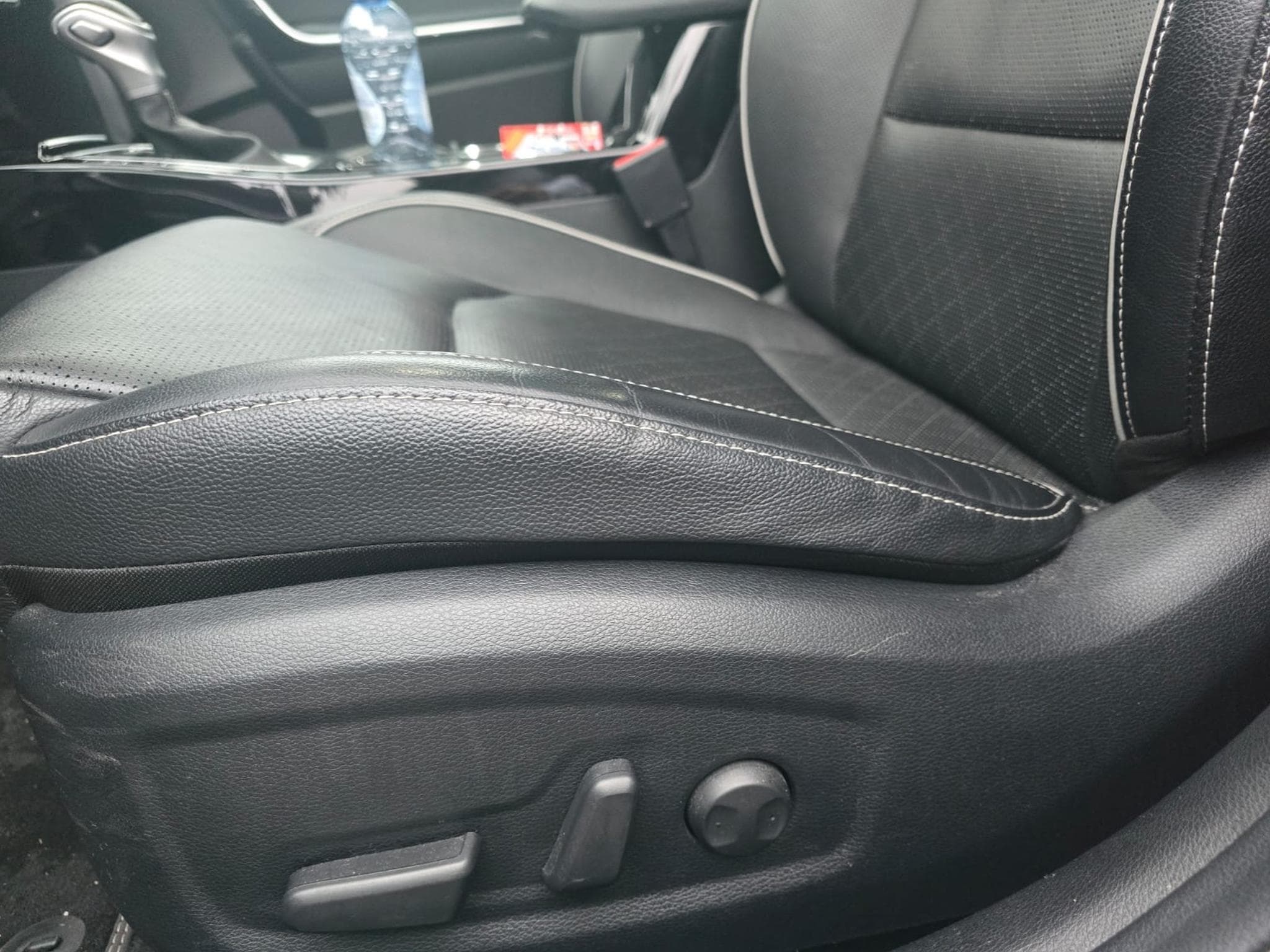 Kia Ceed GT Line (2023) - Photo 5