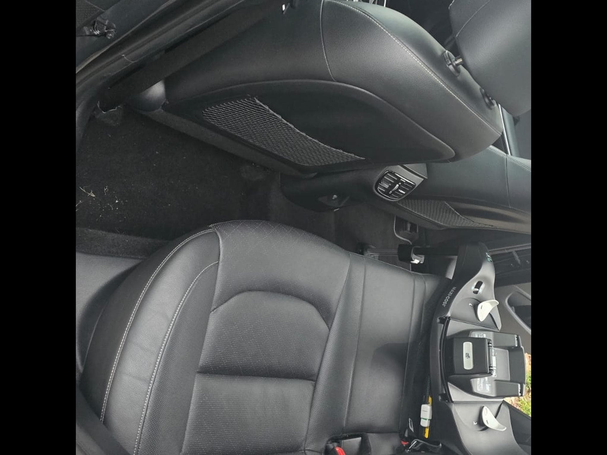 Kia Ceed GT Line (2023) - Photo 7