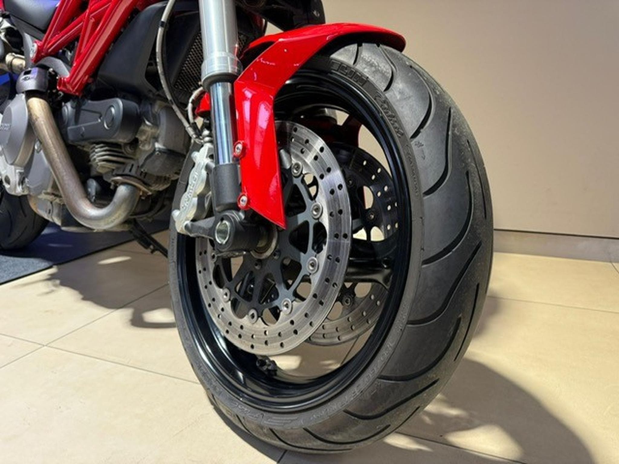 Ducati Monster 696 (2014) - Photo 15