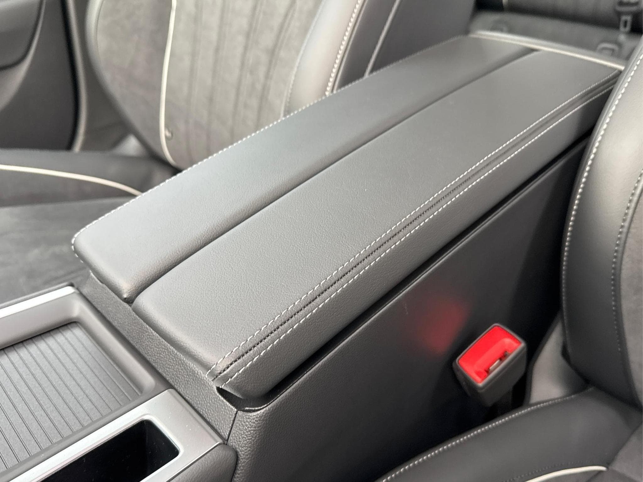 VW Passat Variant Business (2025) - Photo 20