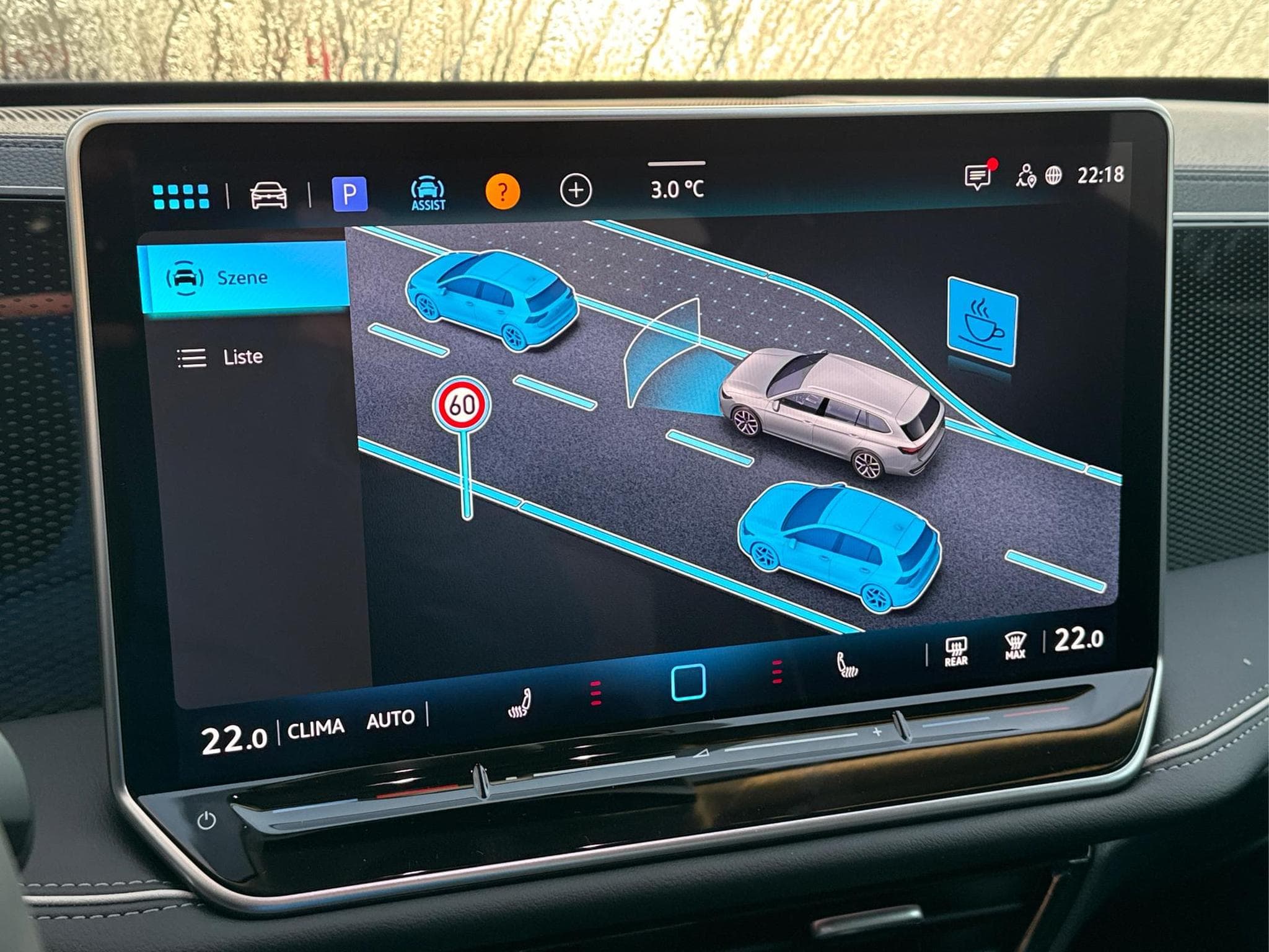 VW Passat Variant Business (2025) - Photo 24