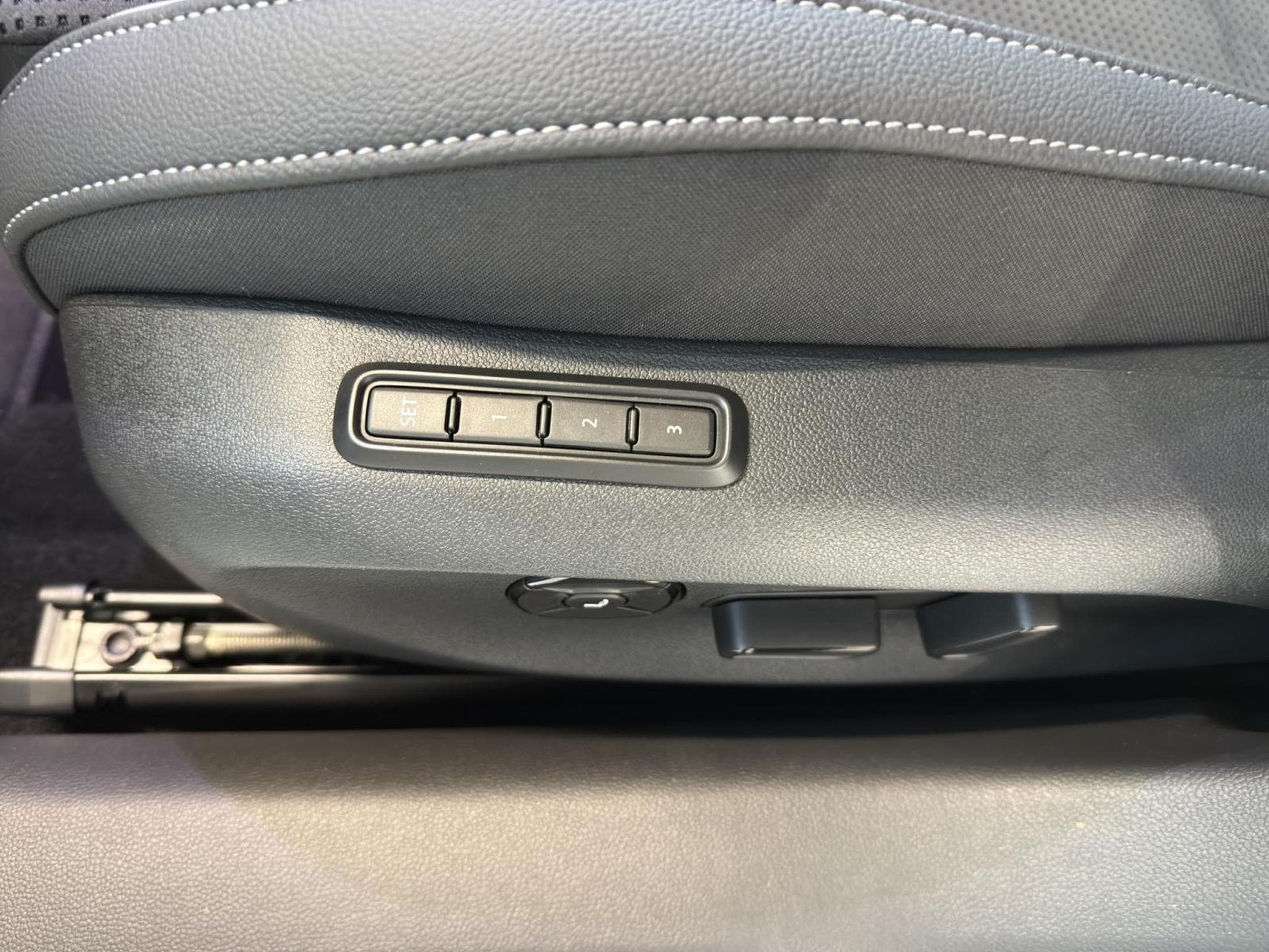 Skoda Superb Sportline (2025) - Photo 18