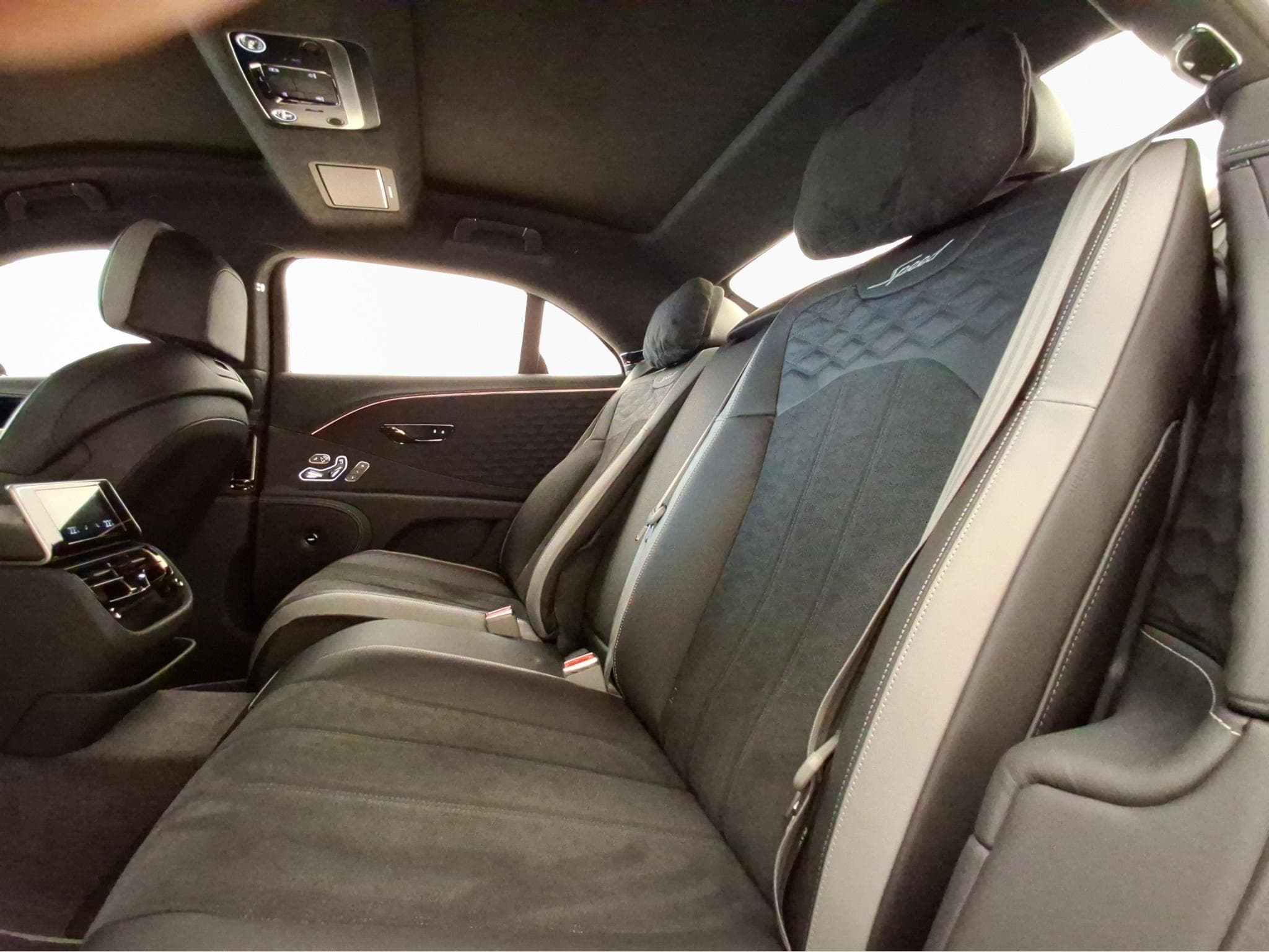 Bentley Flying Spur Speed First Edition (2026) - Photo 11