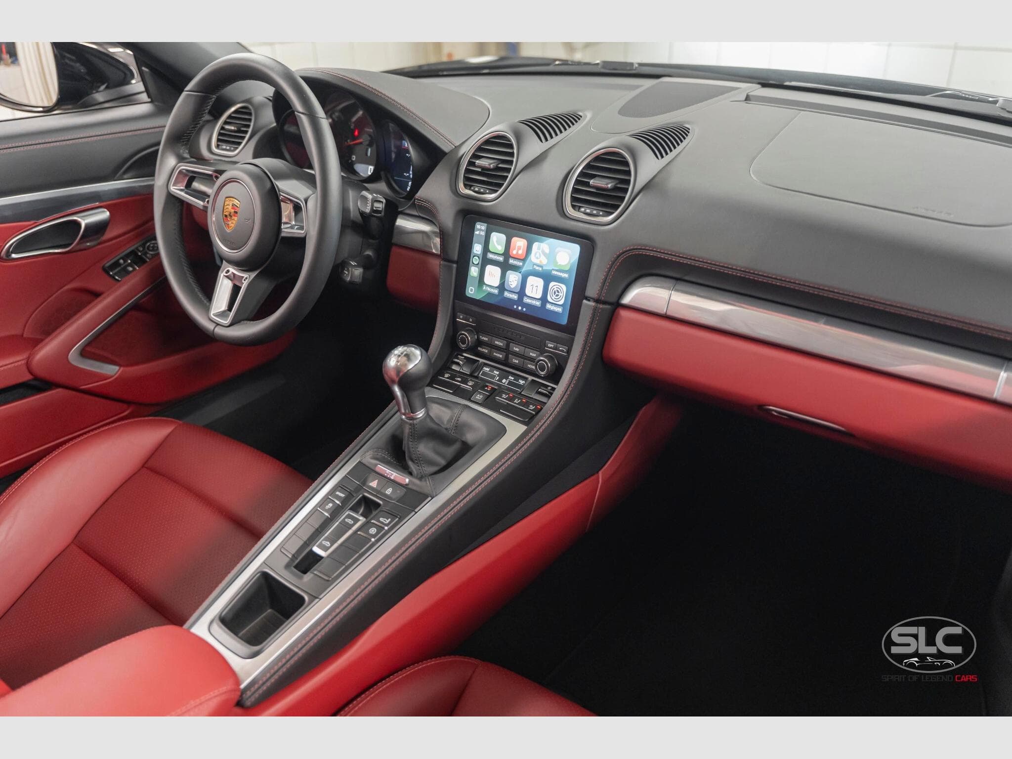 Porsche Boxster 718 Manual/20" Turbo/PDLS New Condition (2024) - Photo 14