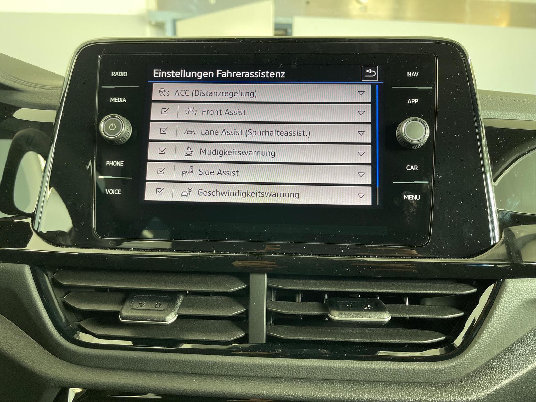 VW T-Roc Style (2025) - Photo 11