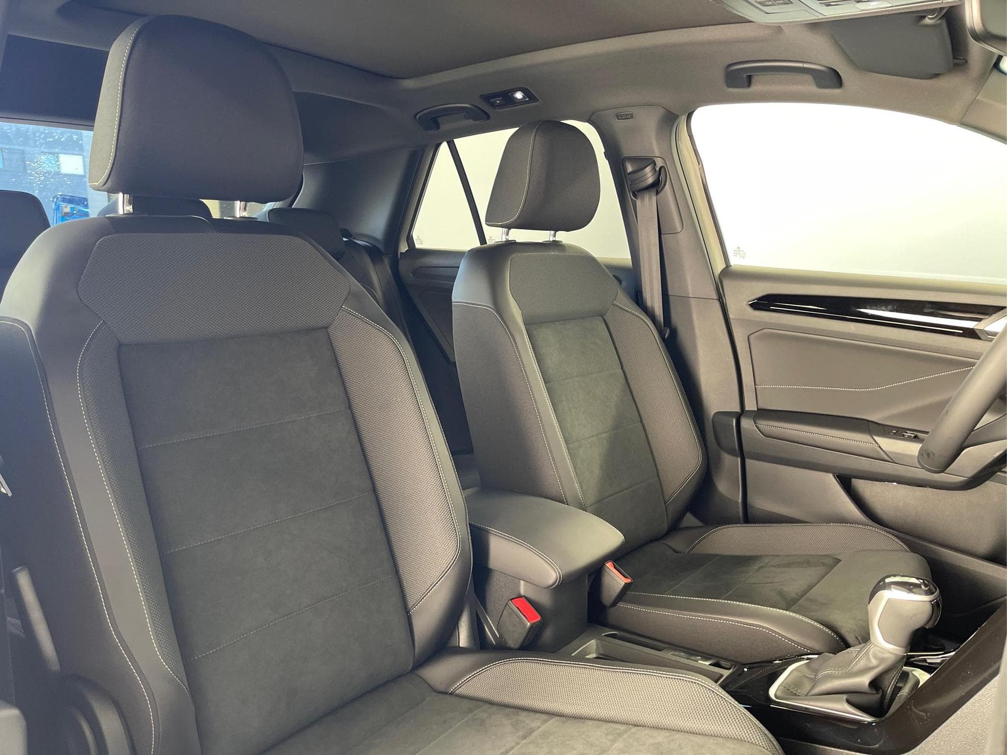 VW T-Roc Style (2025) - Photo 14