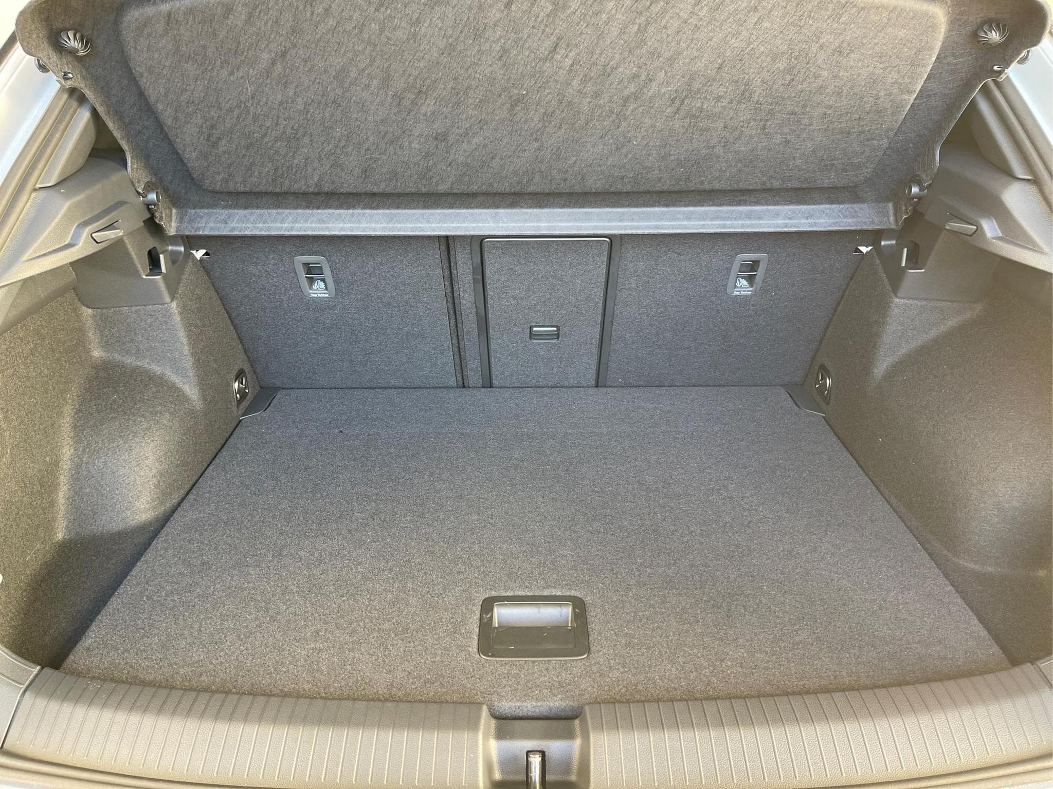 VW T-Roc Style (2025) - Photo 18