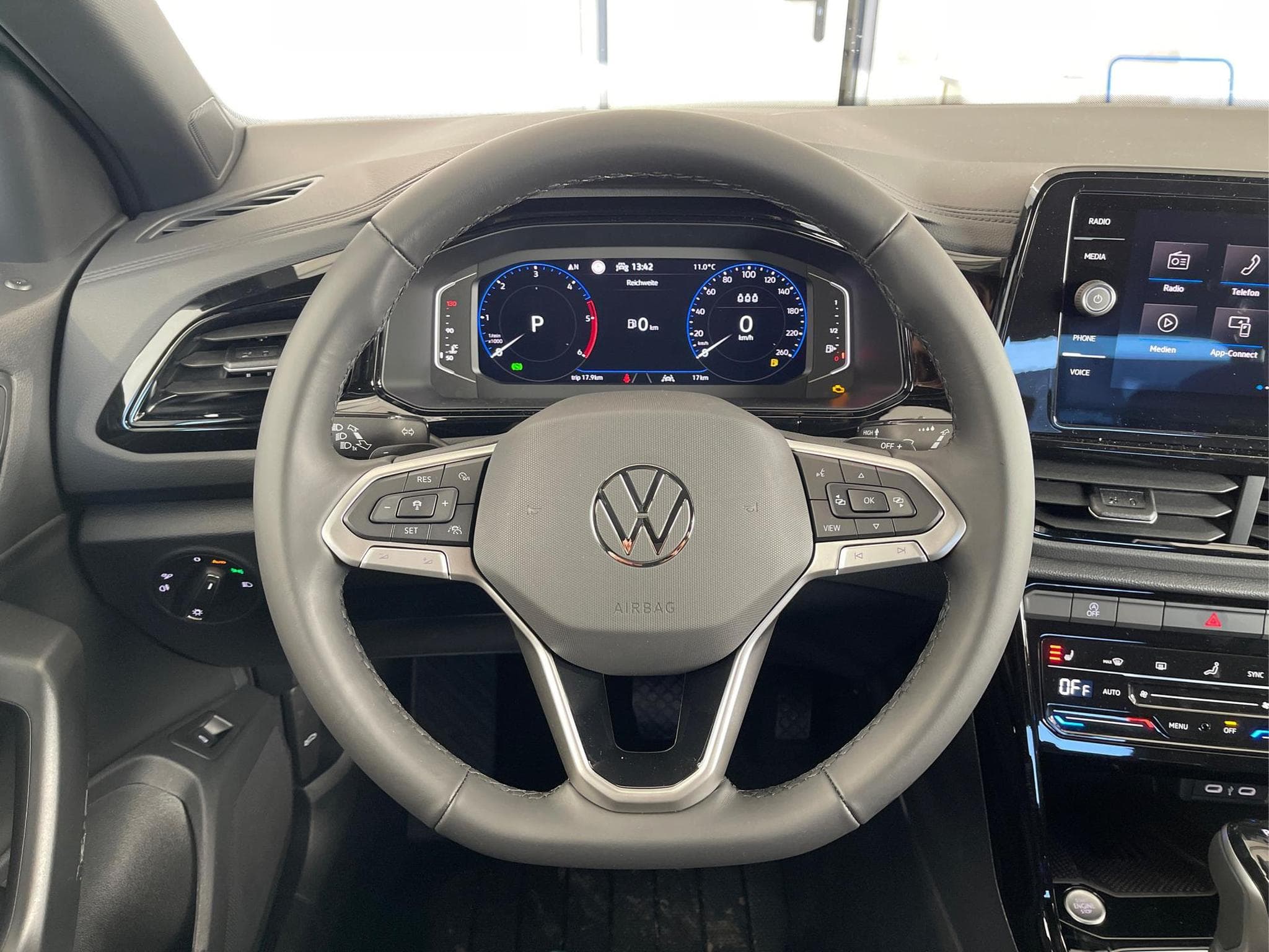 VW T-Roc Style (2025) - Photo 9