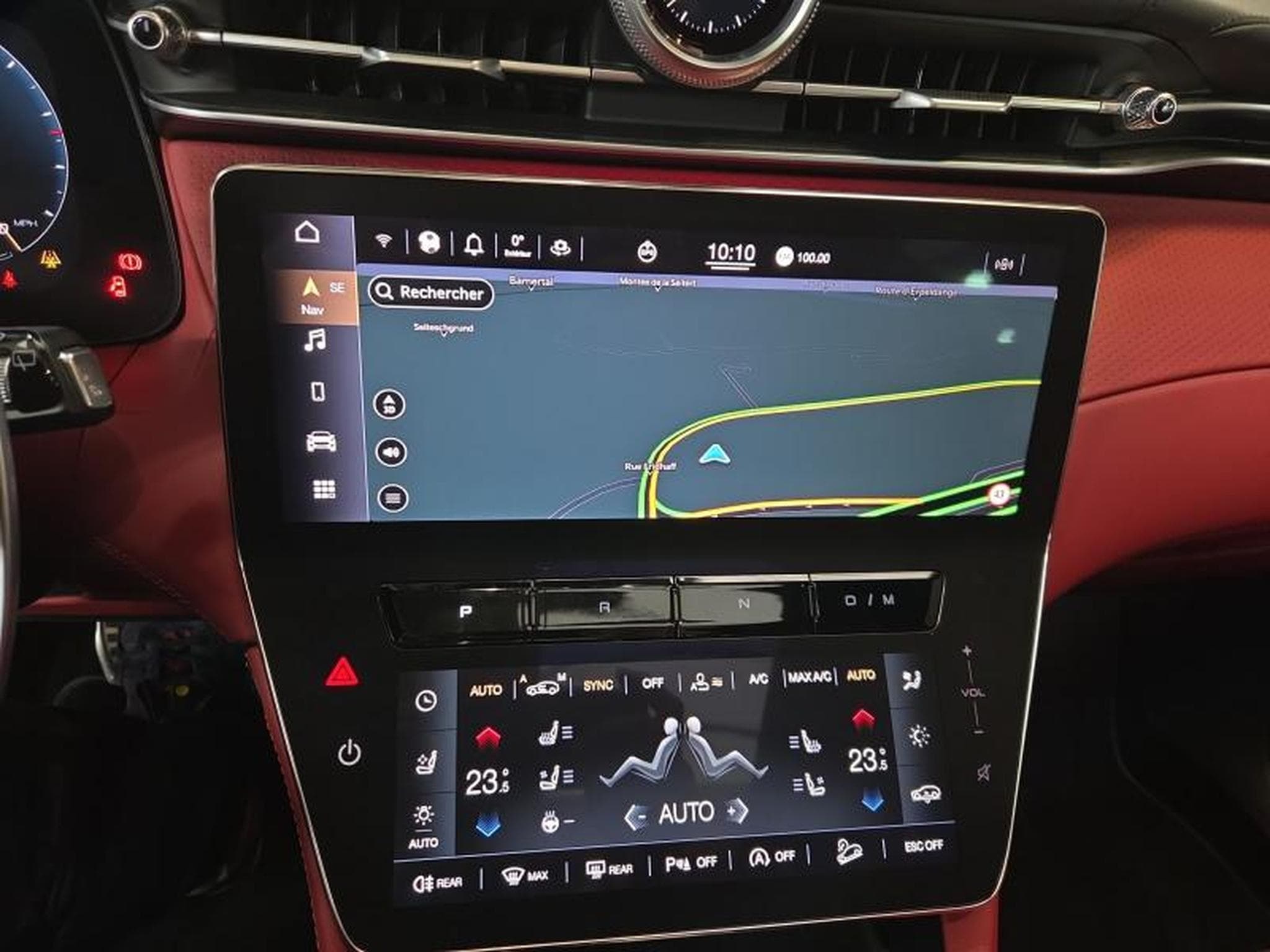 Maserati Grecale Modena 2.0 Turbo MHEV AWD / Essence (2023) - Photo 15