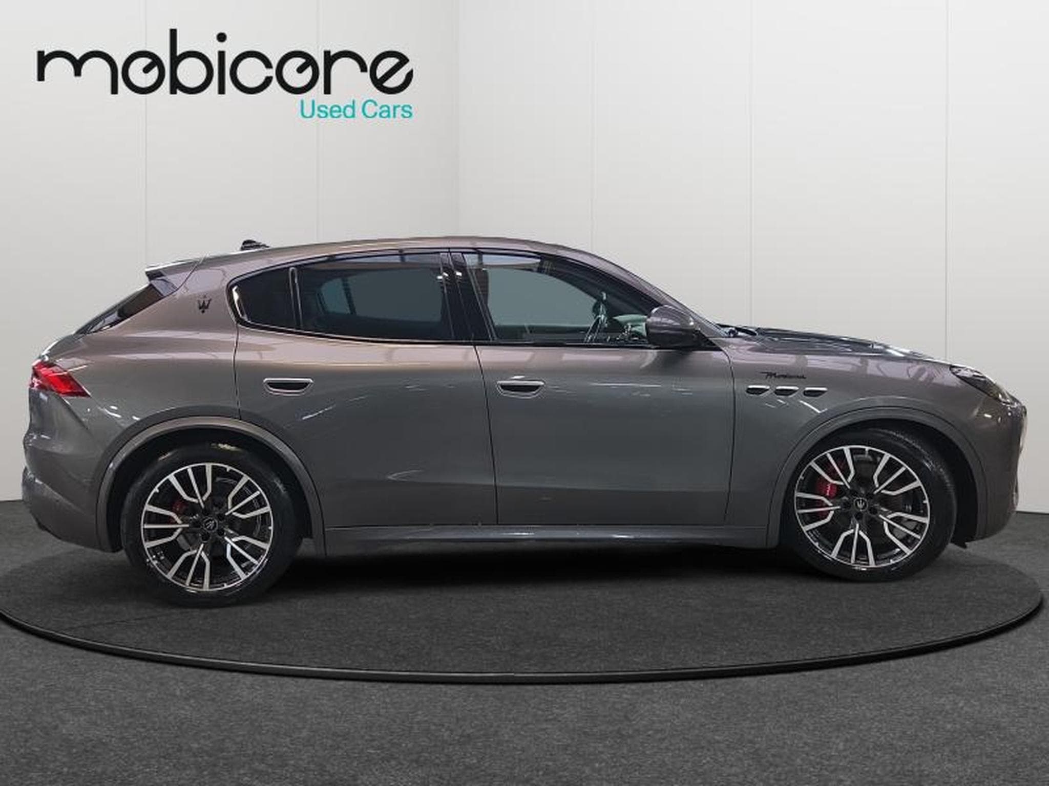 Maserati Grecale Modena 2.0 Turbo MHEV AWD / Essence (2023) - Photo 7
