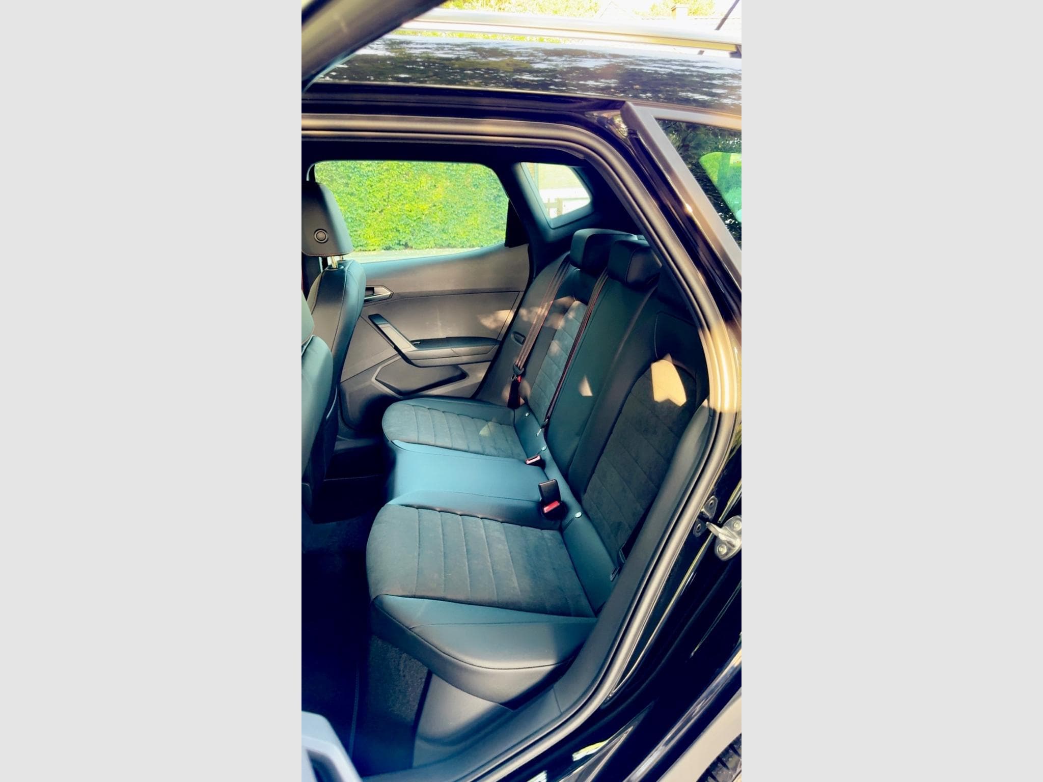 Seat Arona 1.5 Tsi FR DSG (2024) - Photo 9