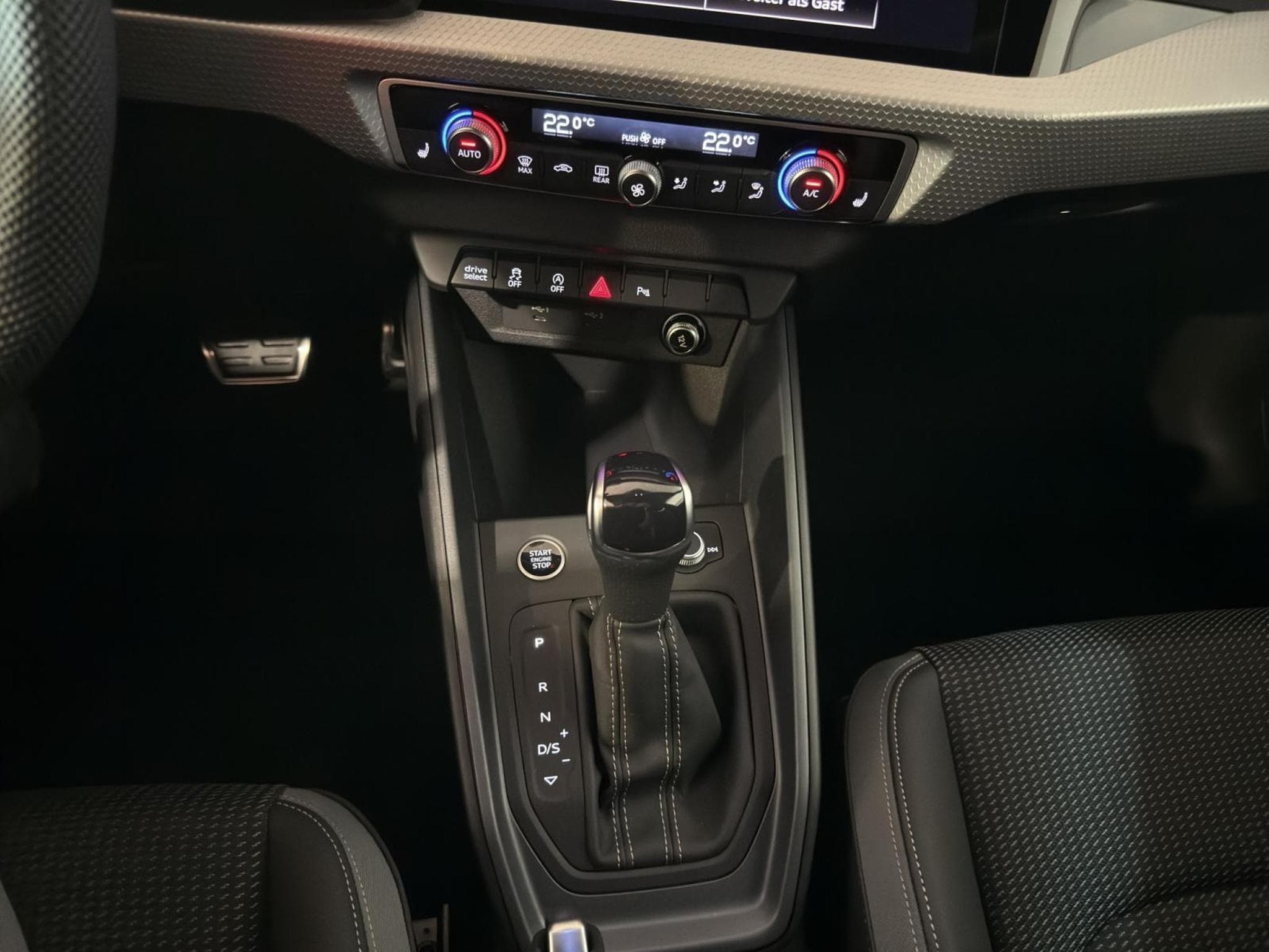 Audi A1 Sportback S line (2025) - Photo 14