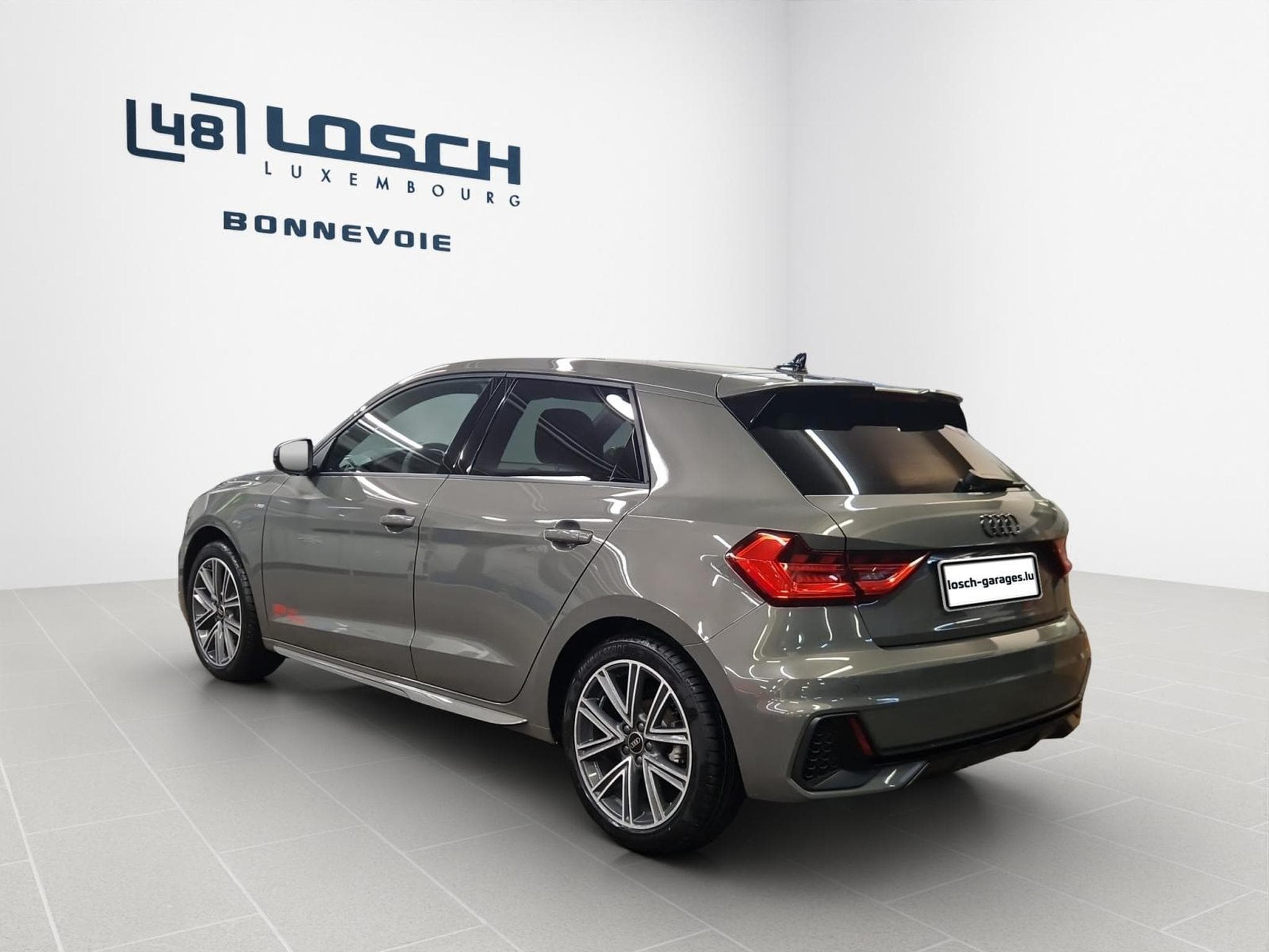Audi A1 Sportback S line (2025) - Photo 4