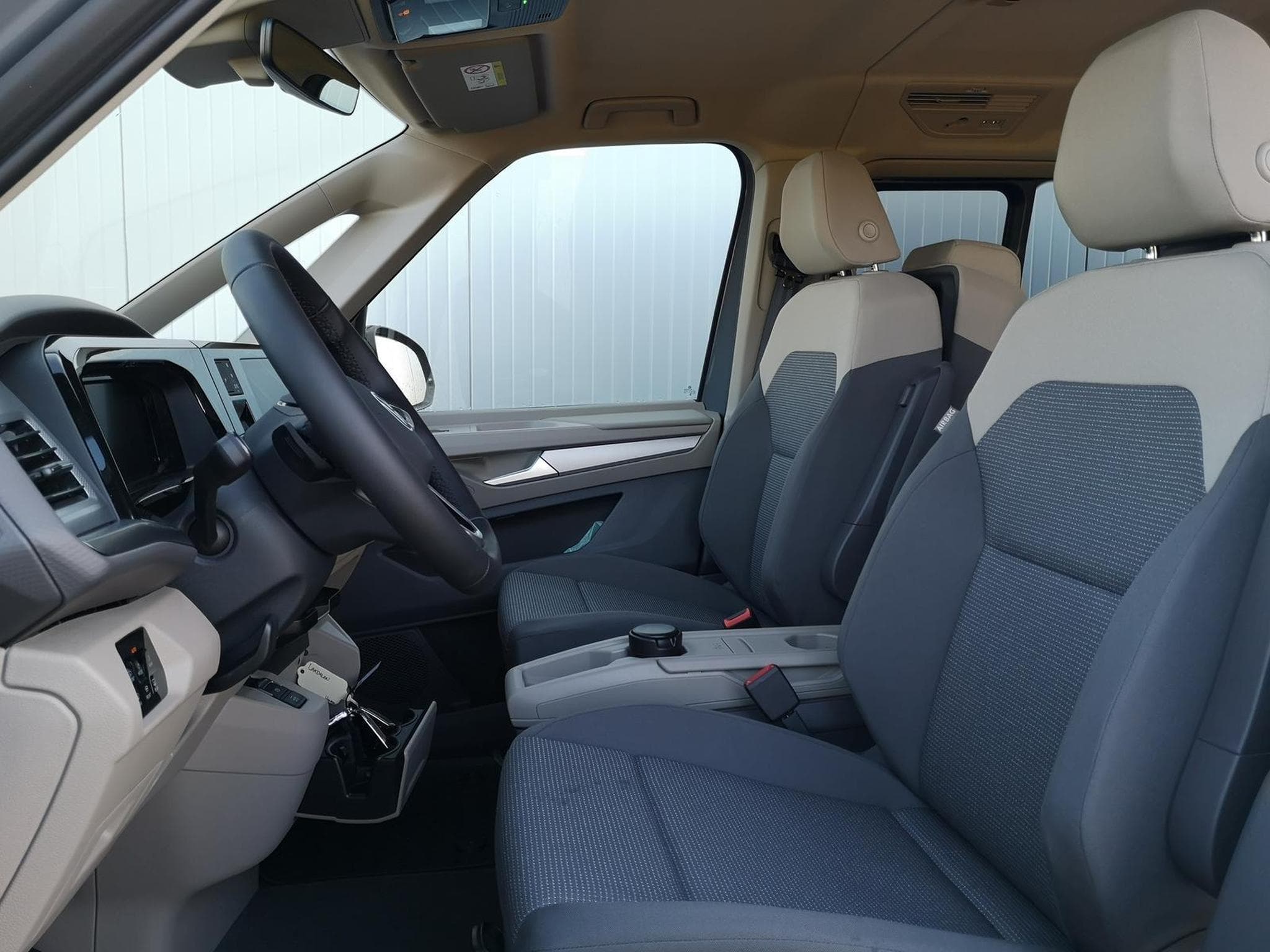 VW T7 Sport Edition (2026) - Photo 5