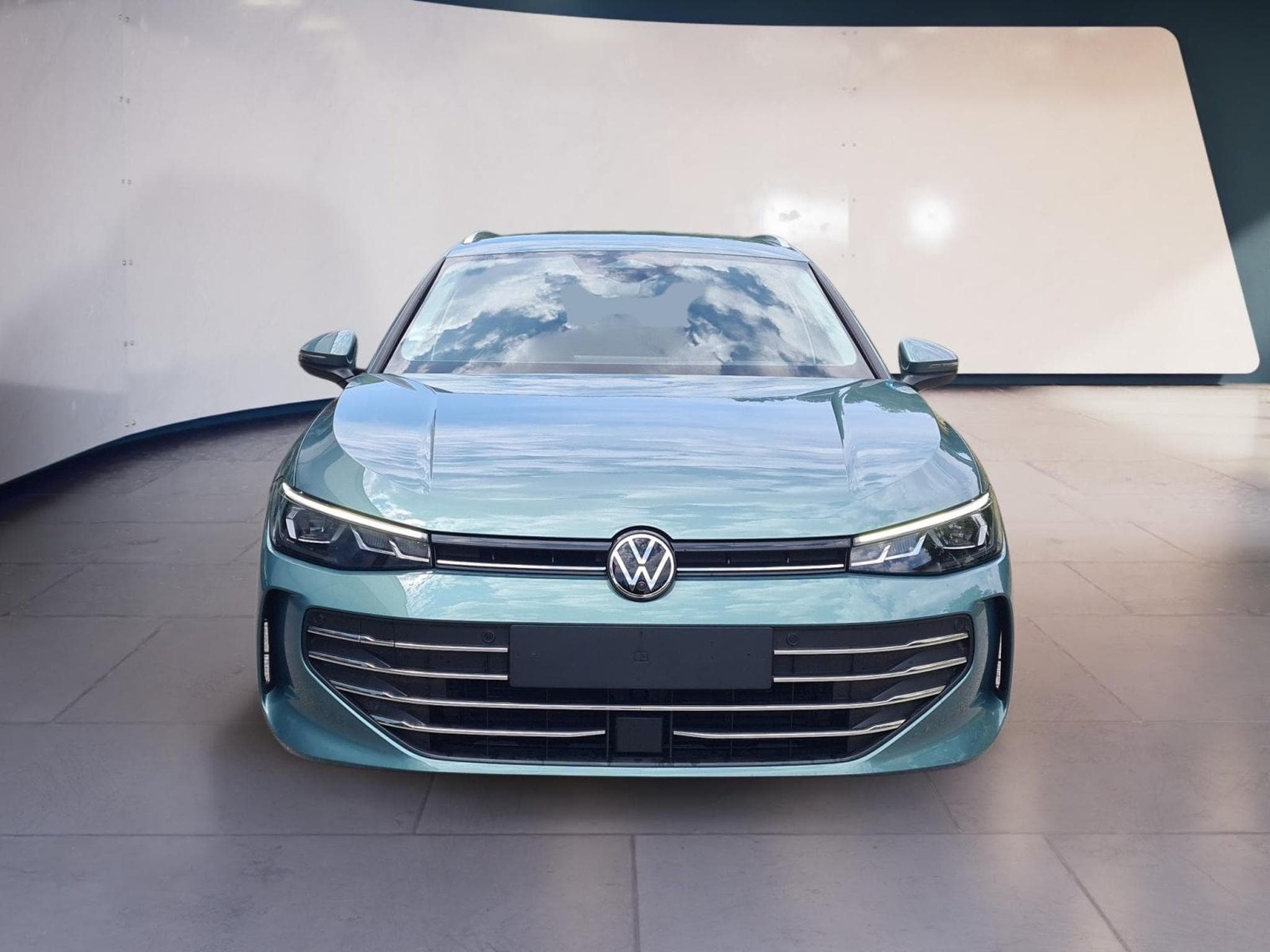 VW Passat Variant 2.0 TDI 110 kW Business (2025) - Photo 2