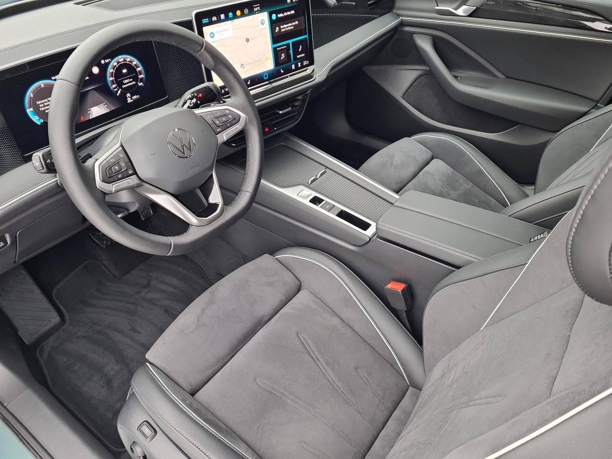 VW Passat Variant 2.0 TDI 110 kW Business (2025) - Photo 9