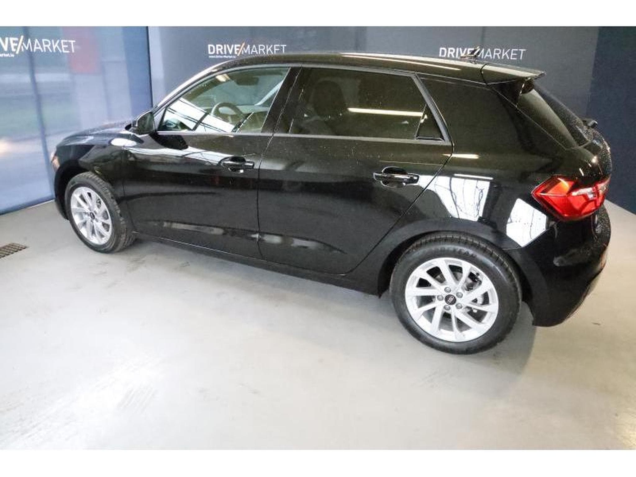 Audi A1 Sportback S-Line (2024) - Photo 19