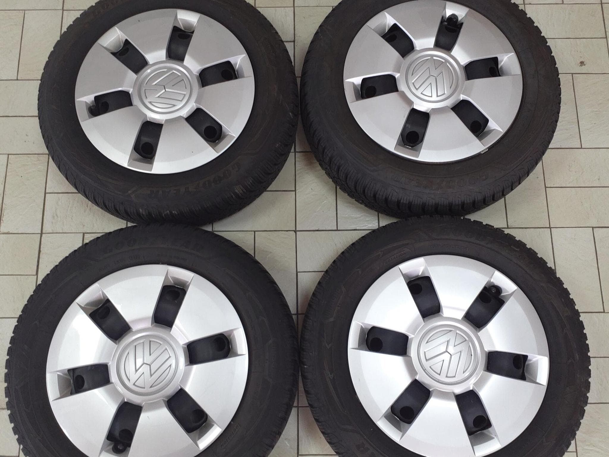 Jantes acier + Pneus – 14" - Photo 2