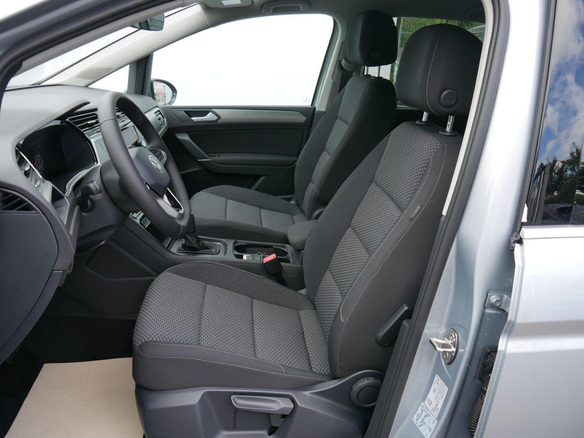 VW Touran Comfortline (2026) - Photo 10