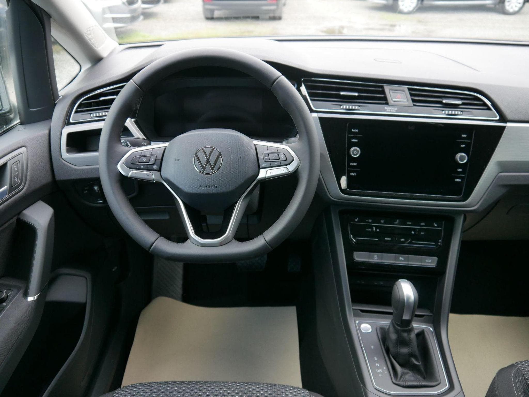 VW Touran Comfortline (2026) - Photo 12