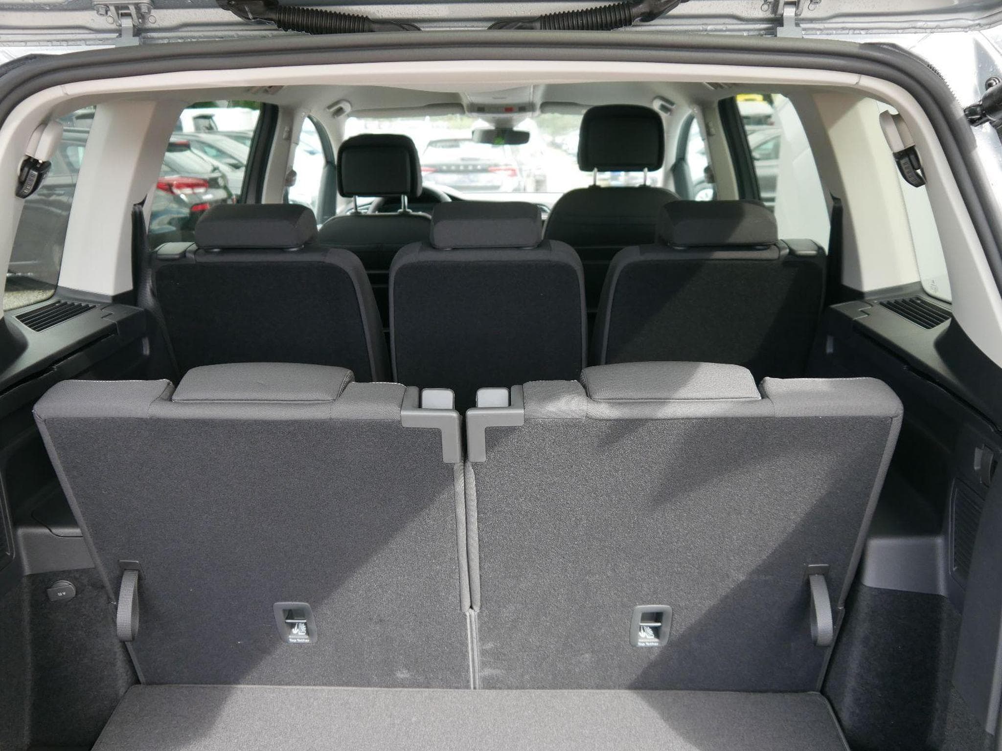 VW Touran Comfortline (2026) - Photo 8