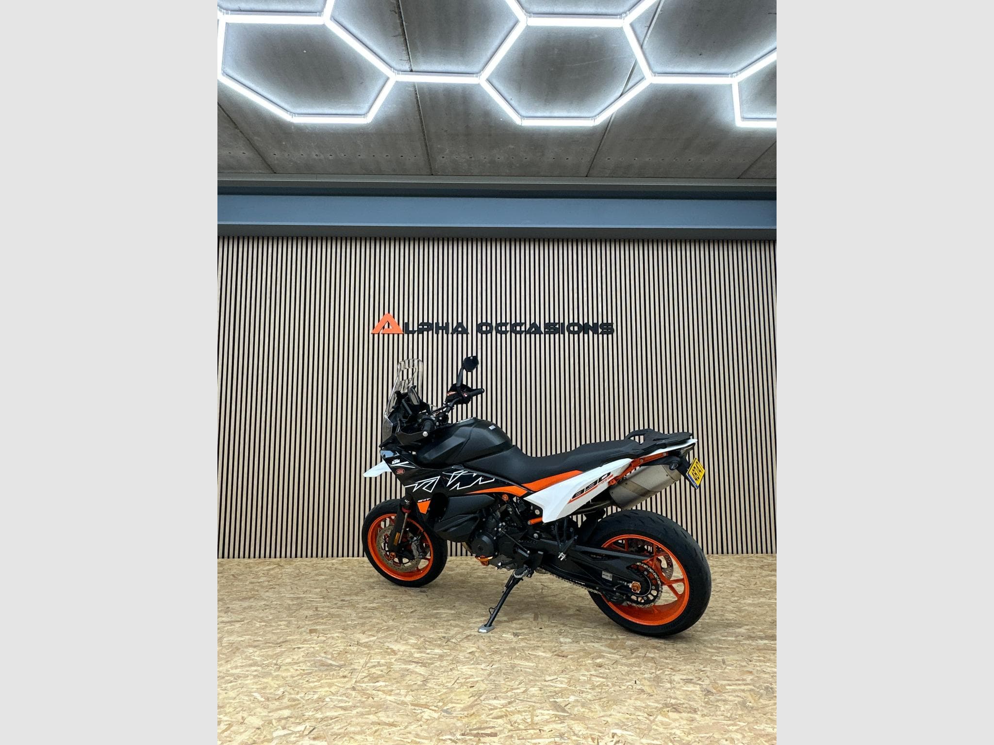 KTM SMT 890 (2023) - Photo 3