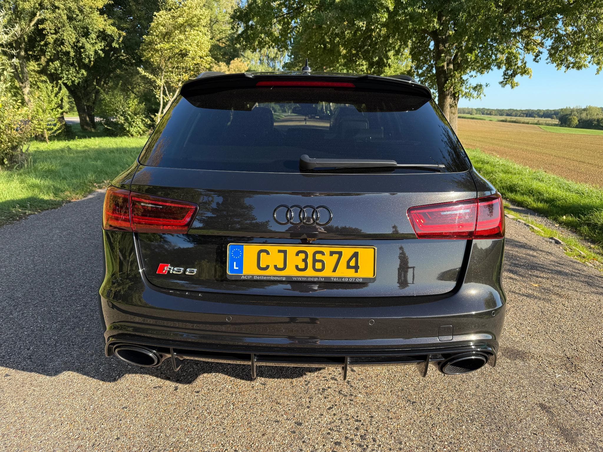 Audi RS6 AVANT 4.0 TFSI QUATTRO V8 Bi-Turbo 560 PS (2015) - Photo 4