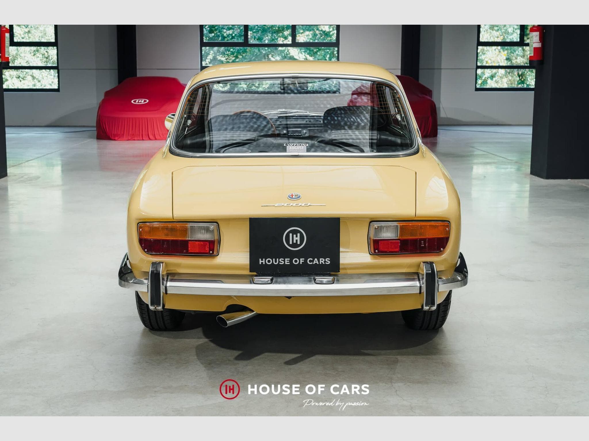 Alfa-Romeo GTV 2000 Bertone - Restored - Giallo Piper (1972) - Photo 7