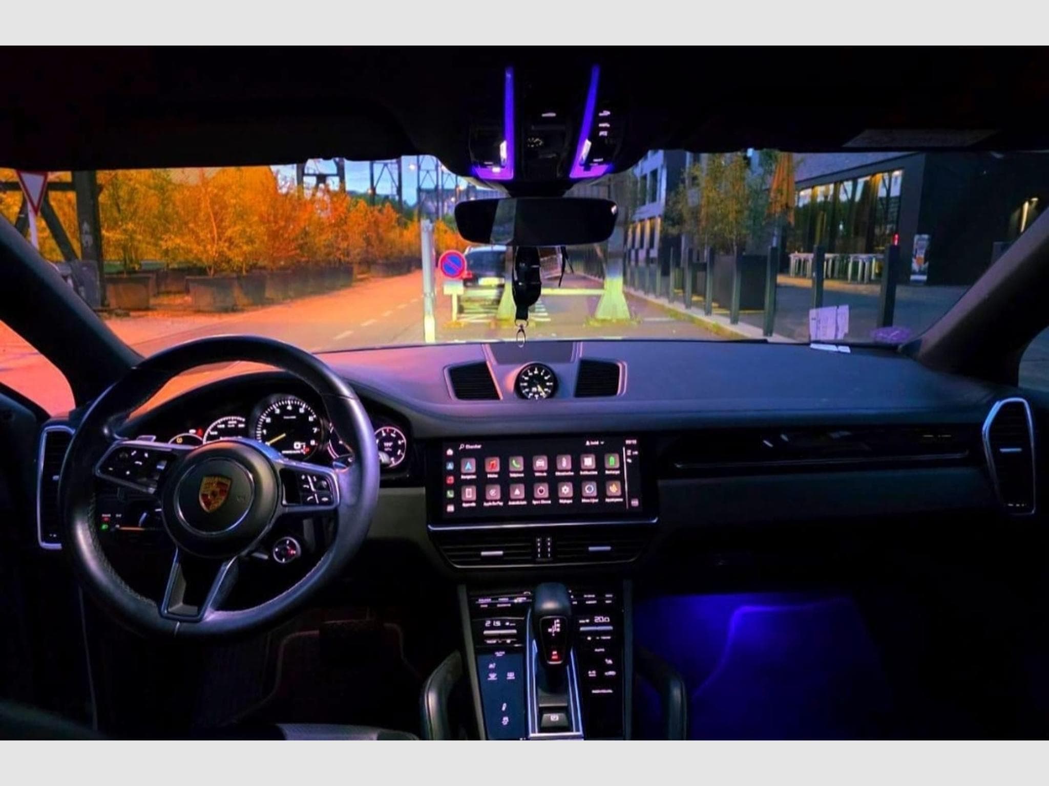 Porsche Cayenne 3.0  E-Hybride (2021) - Photo 6
