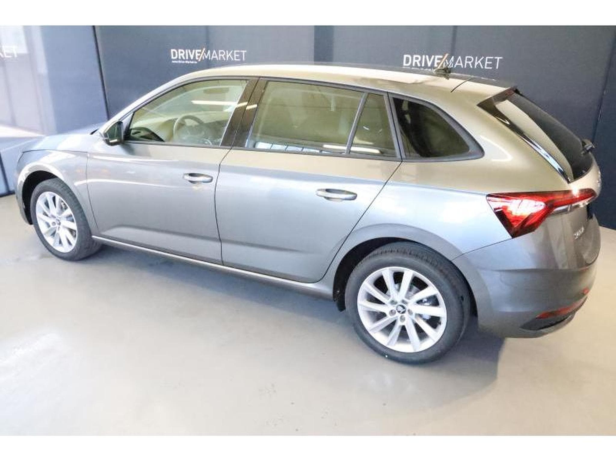 Skoda Scala Selection (2025) - Photo 16