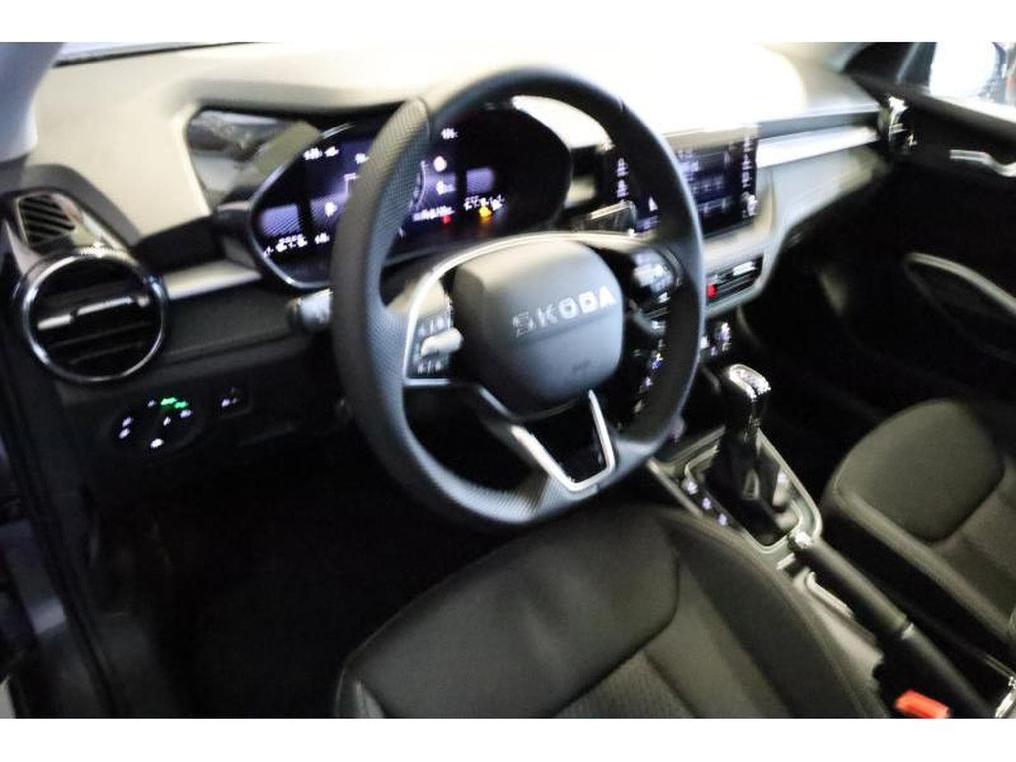 Skoda Fabia Selection (2025) - Photo 11