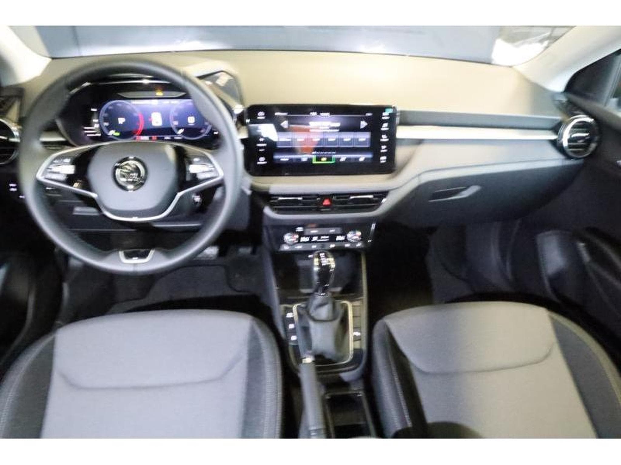 Skoda Fabia Selection (2025) - Photo 2