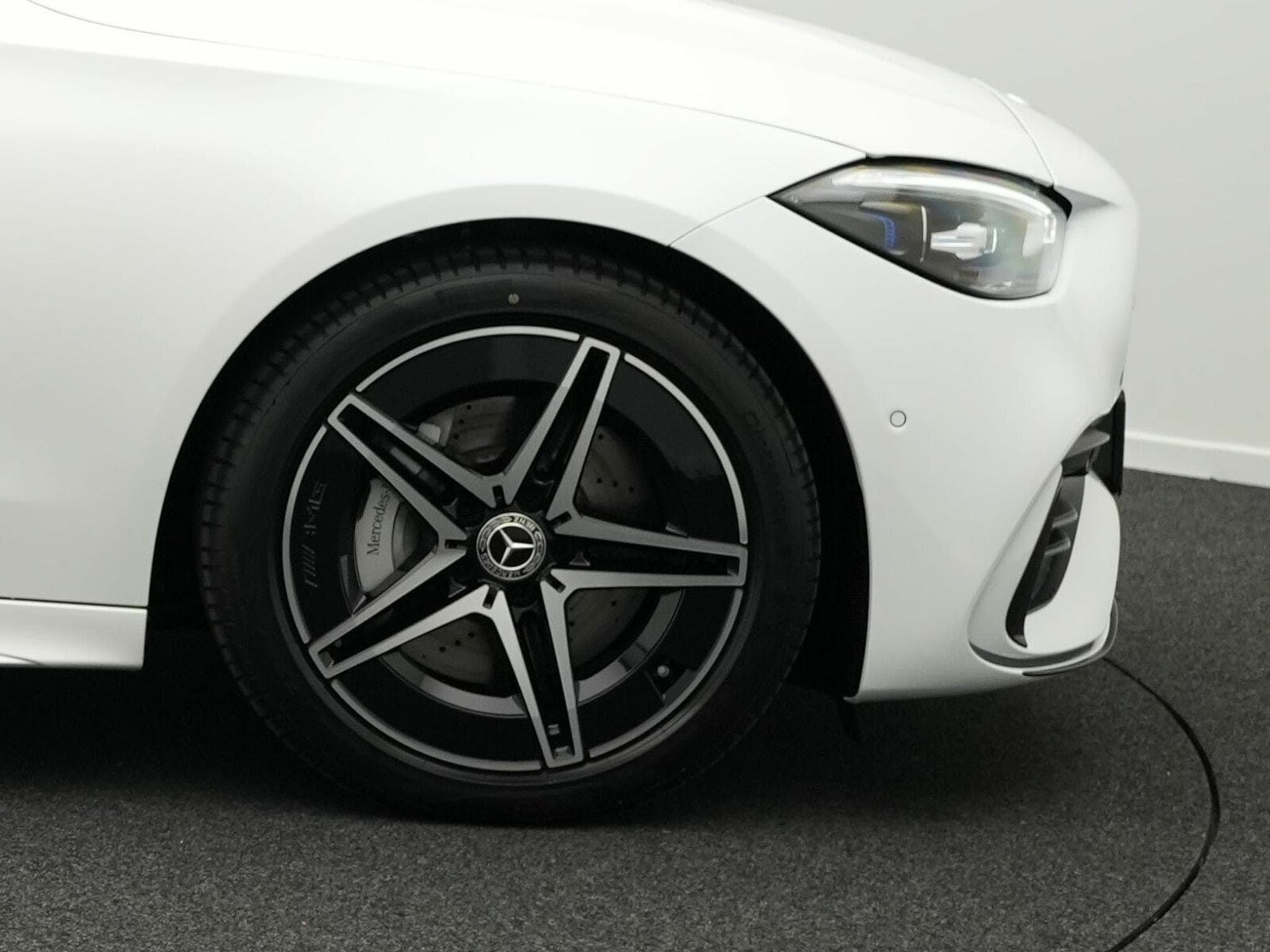 Mercedes C 200 d 4MATIC T-Modell (2025) - Photo 6
