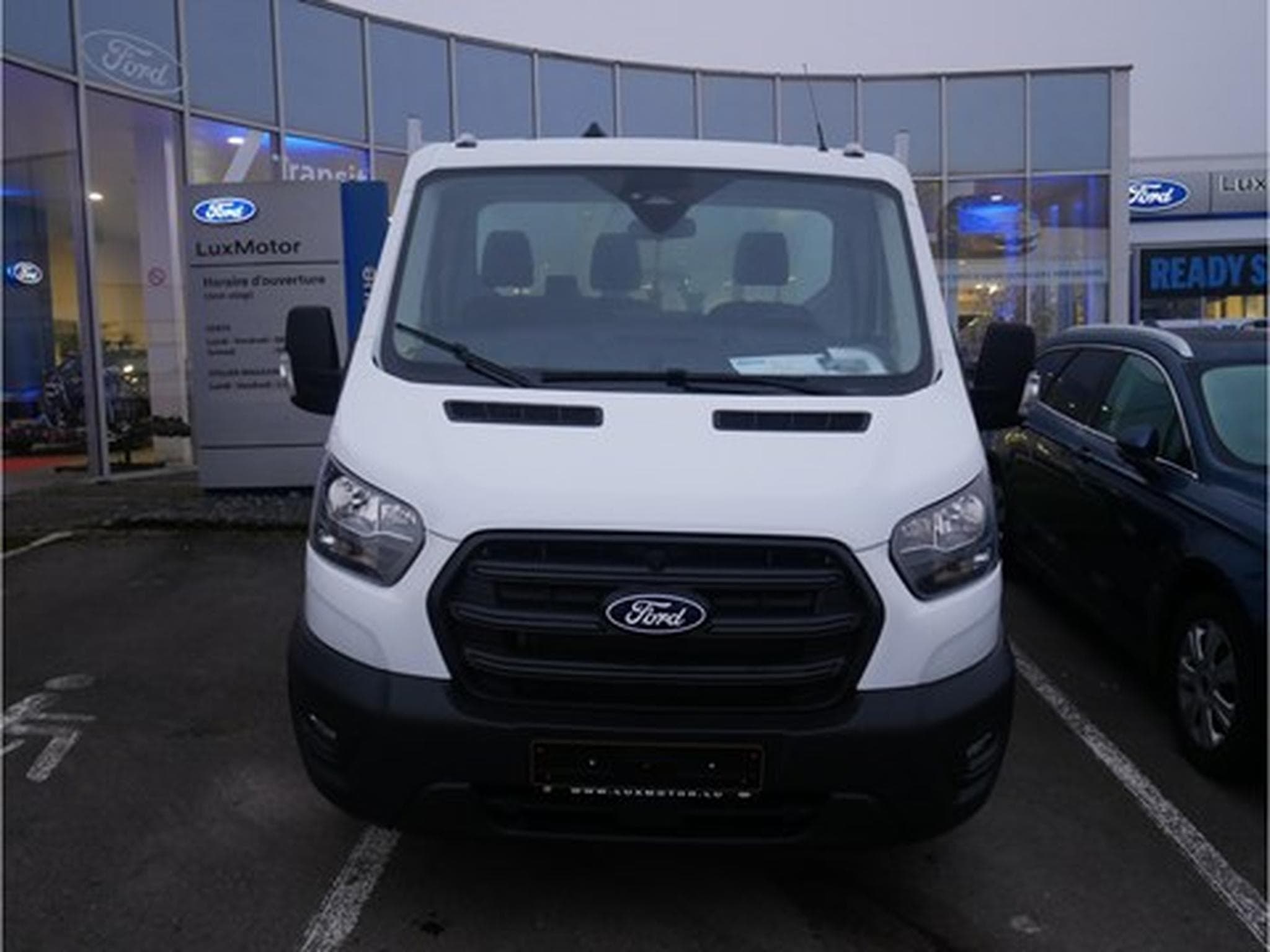 Ford Transit 2T 350M Chassis simple cabine L2 Trend M6 RWD 2.0 TD 165 ch (2025) - Photo 2