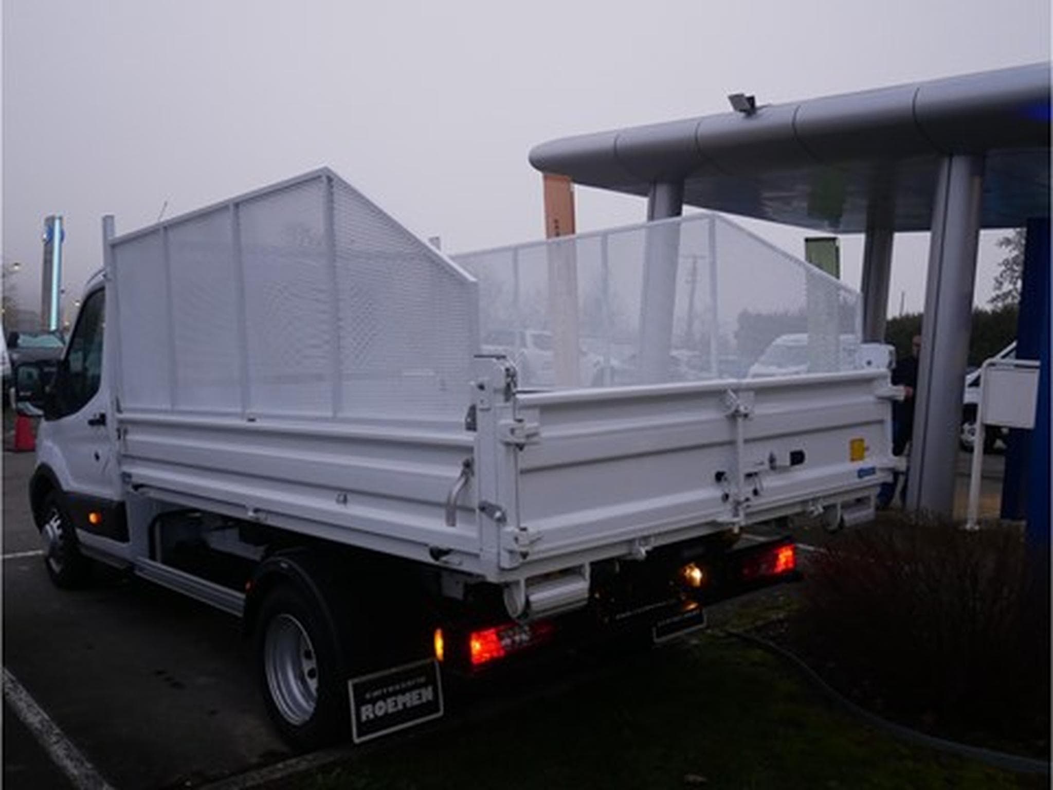 Ford Transit 2T 350M Chassis simple cabine L2 Trend M6 RWD 2.0 TD 165 ch (2025) - Photo 3